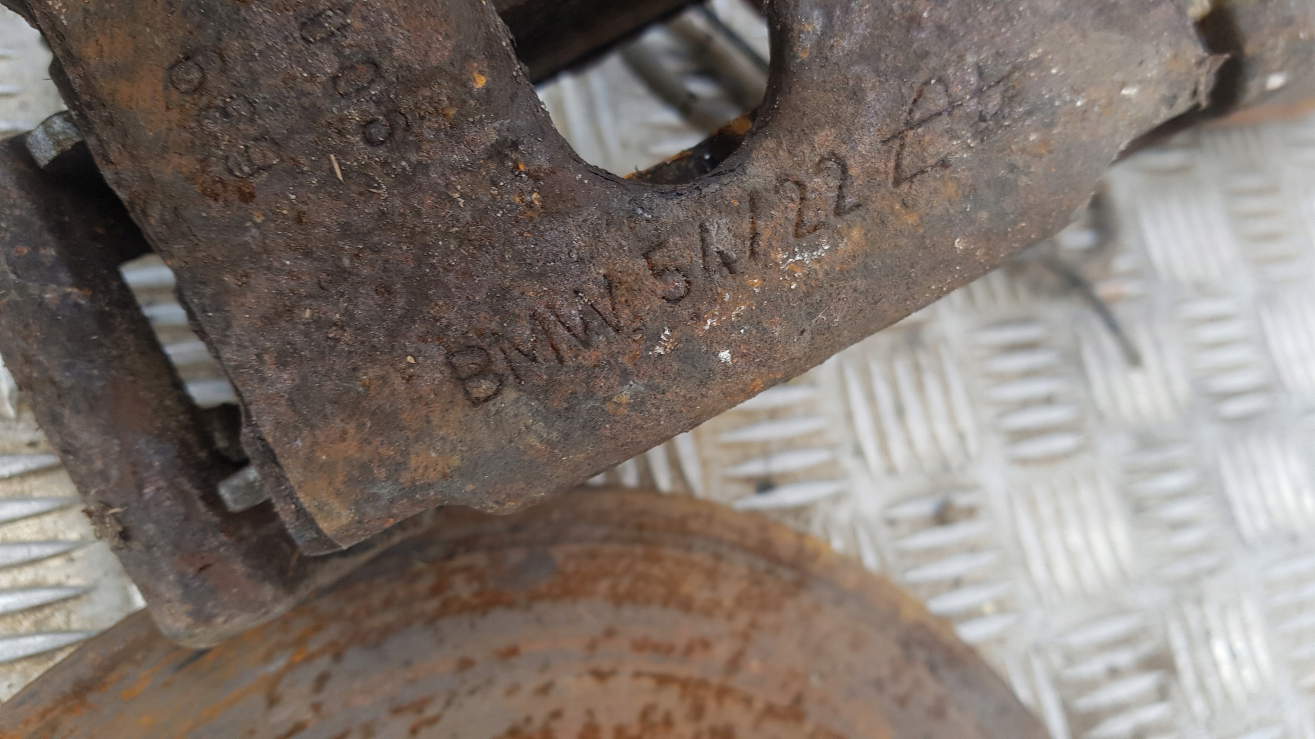 BMW E46 1.9 calipers discs 286 MM front plates