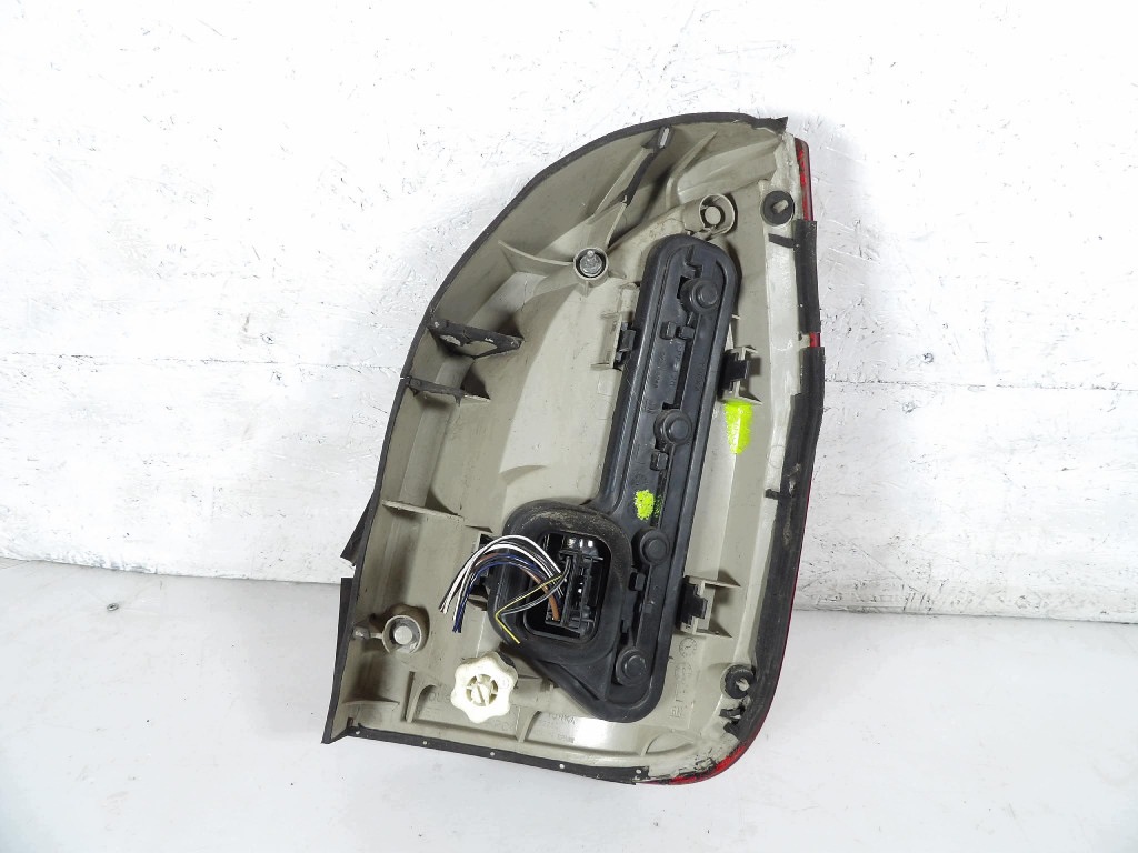 OPEL ZAFIRA A light rear part left 62280