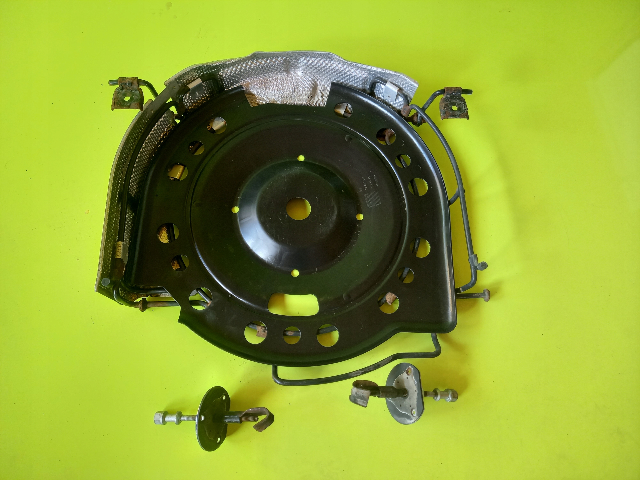 KOSZ WINDA KOŁA ZAPASOWEGO OPEL ZAFIRA C 12R