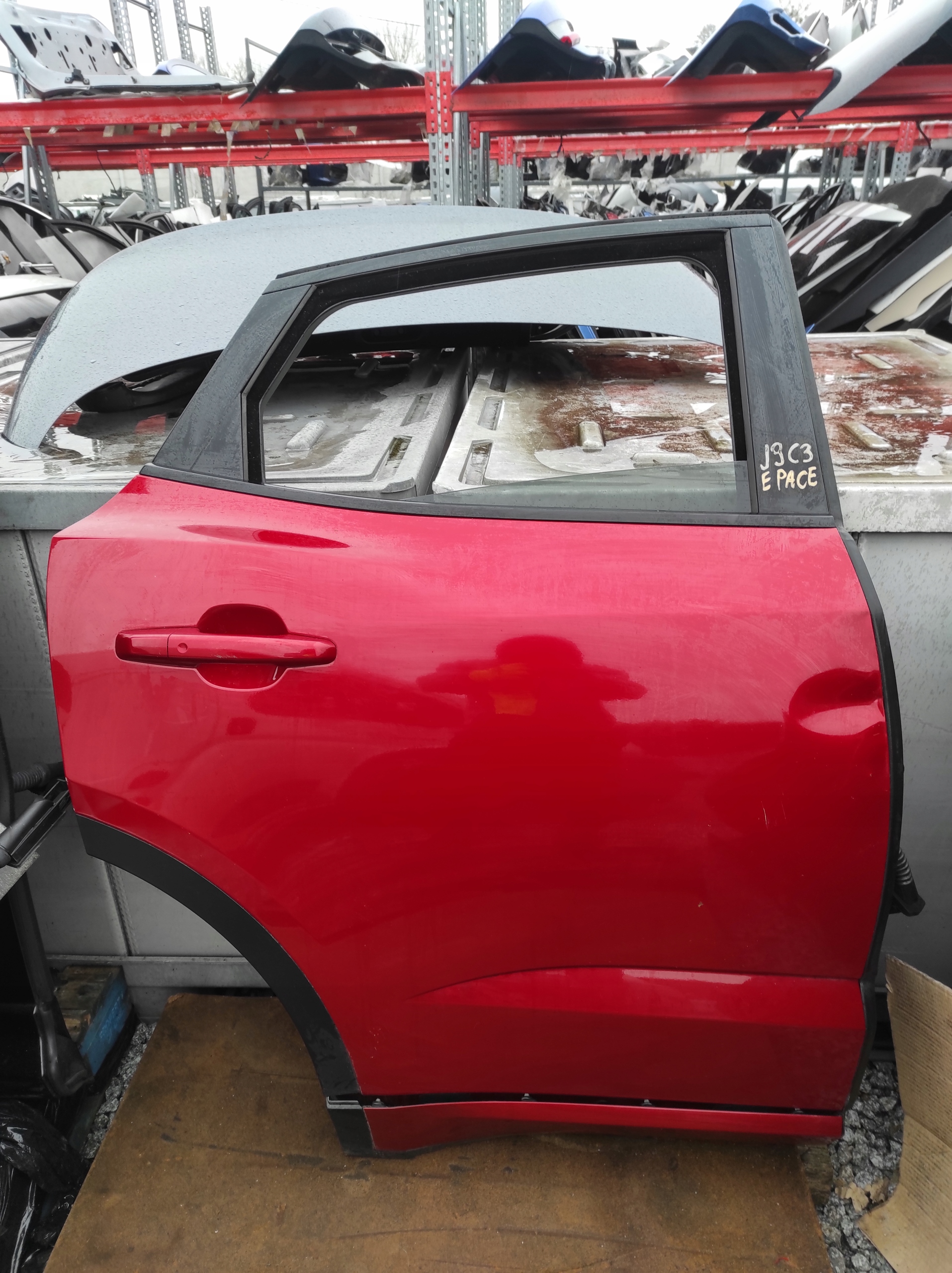 DRZWI PRAWY TYŁ JAGUAR E-PACE