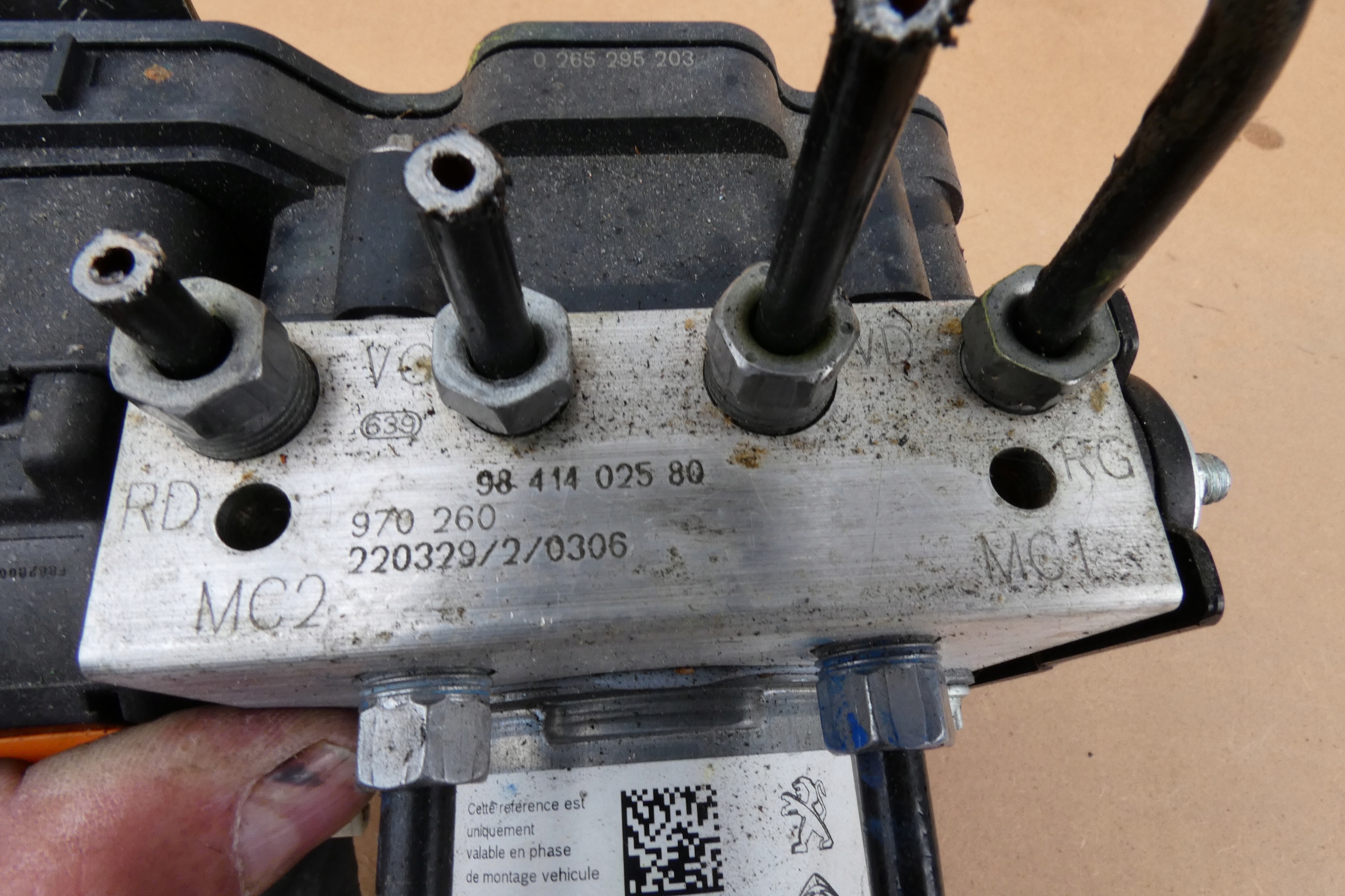 Pompa ABS Peugeot 3008 II 2023 9841402580