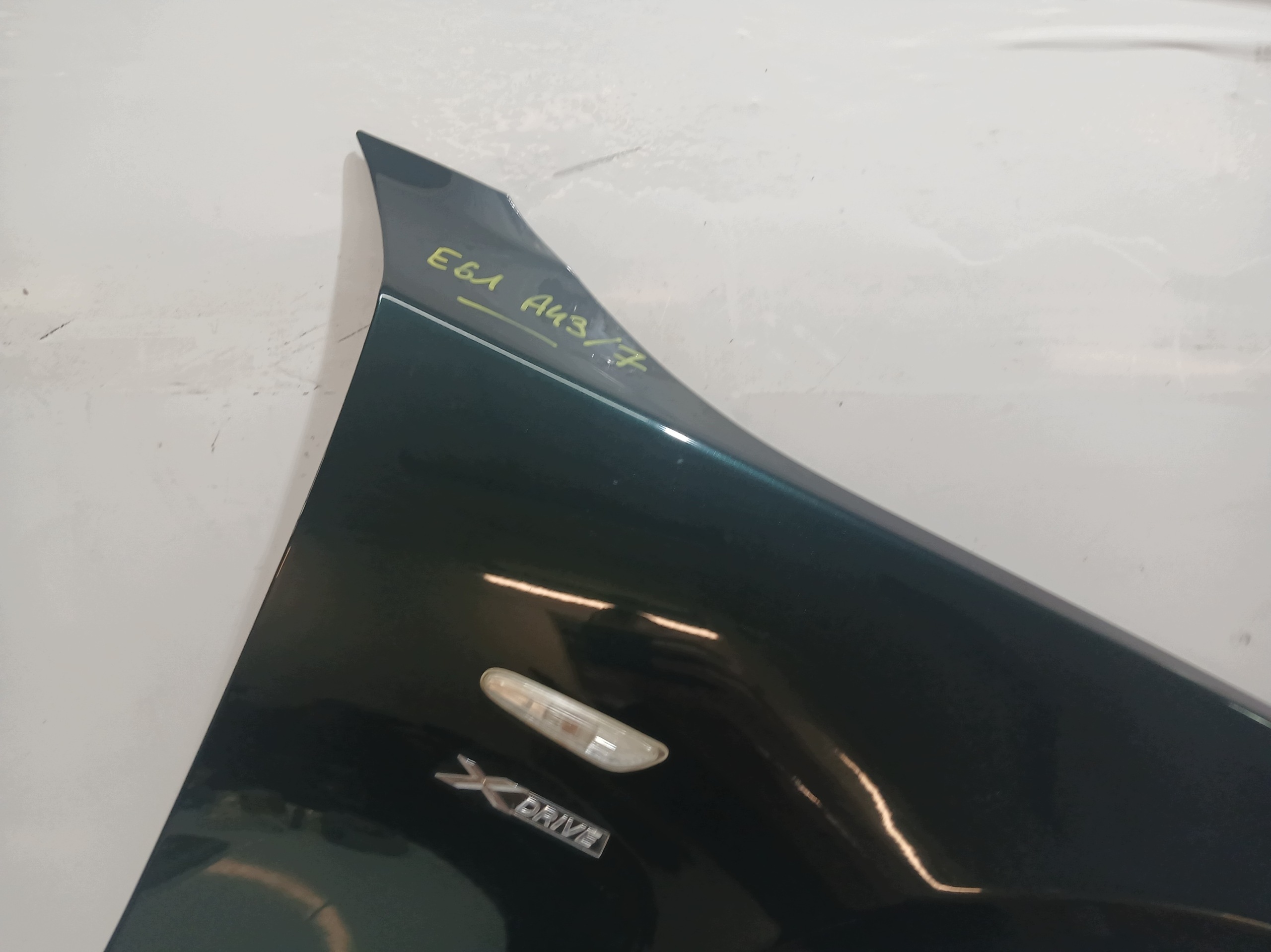 fender right front BMW E60 E61 TIEFGRUEN A43/6