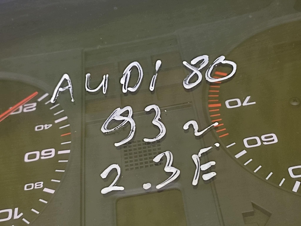 AUDI 80 B4 2.3 kilometar sat 893919067AP