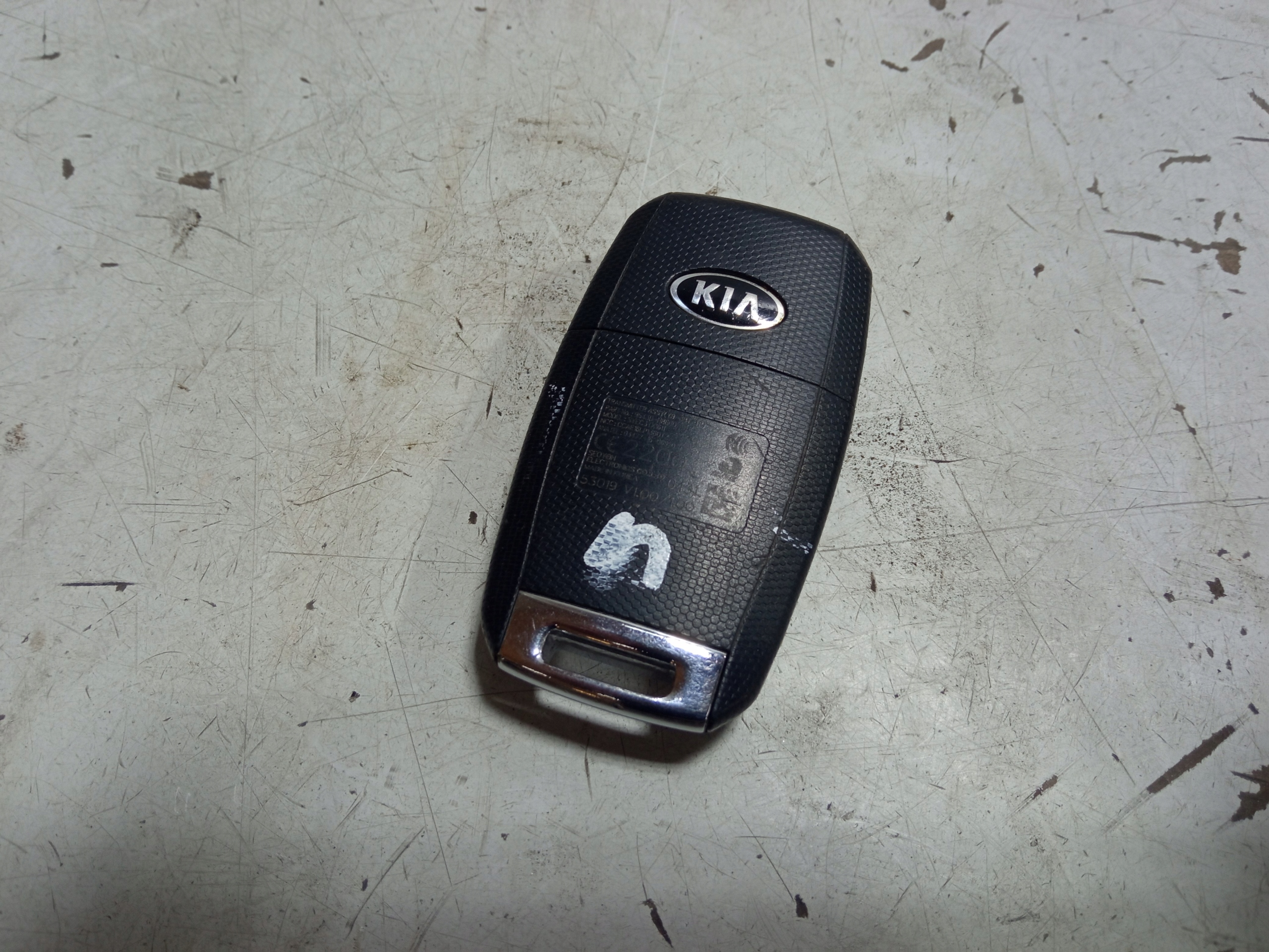 KIA STONIC KLUCZYK PILOT SCYZORYK Producent części Kia OE