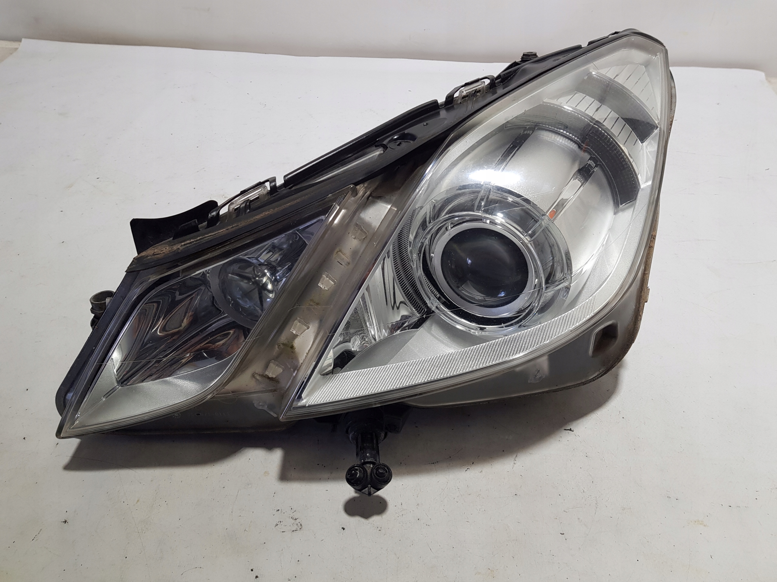 light XENON XENON left front MERCEDES W207