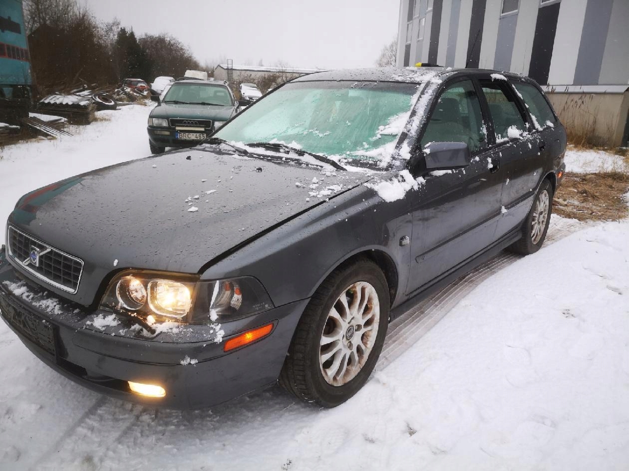 volvo V40 коллектор выпускной 2004 1.8л