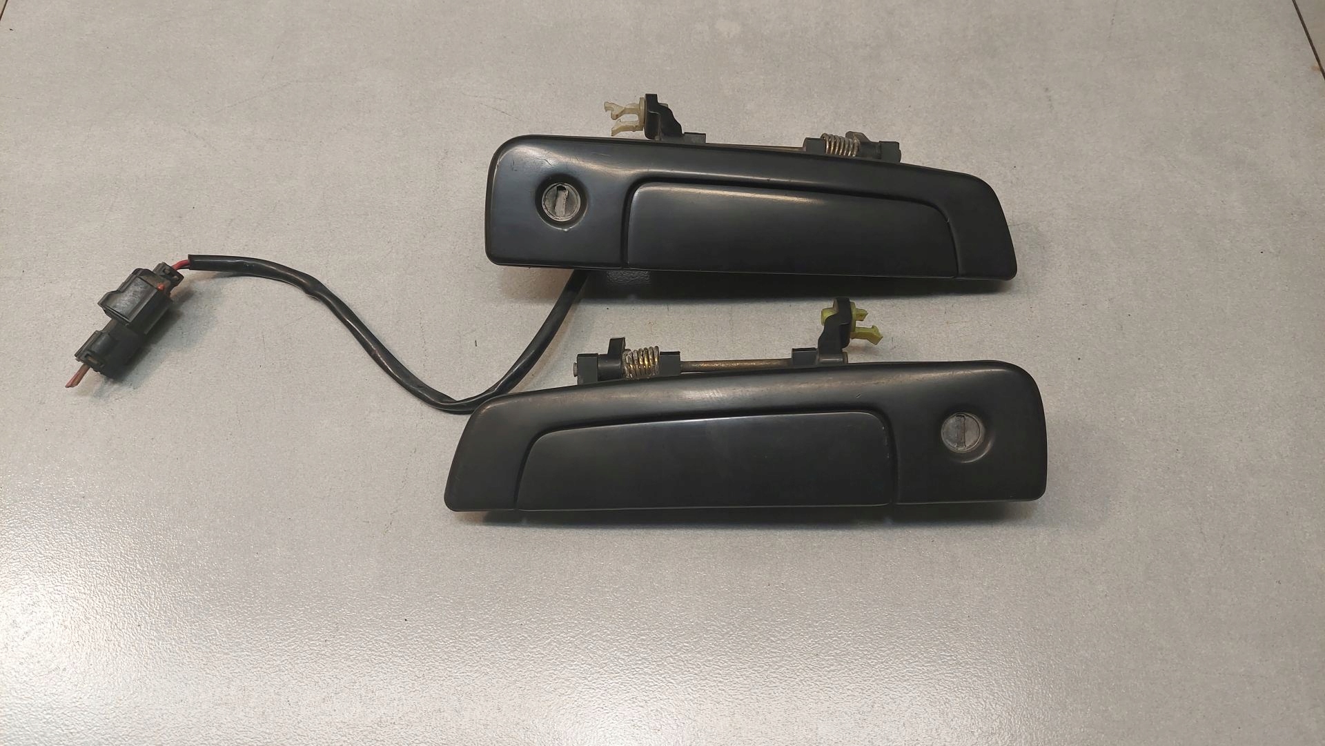handle exterior right left front SPACE WAGON III