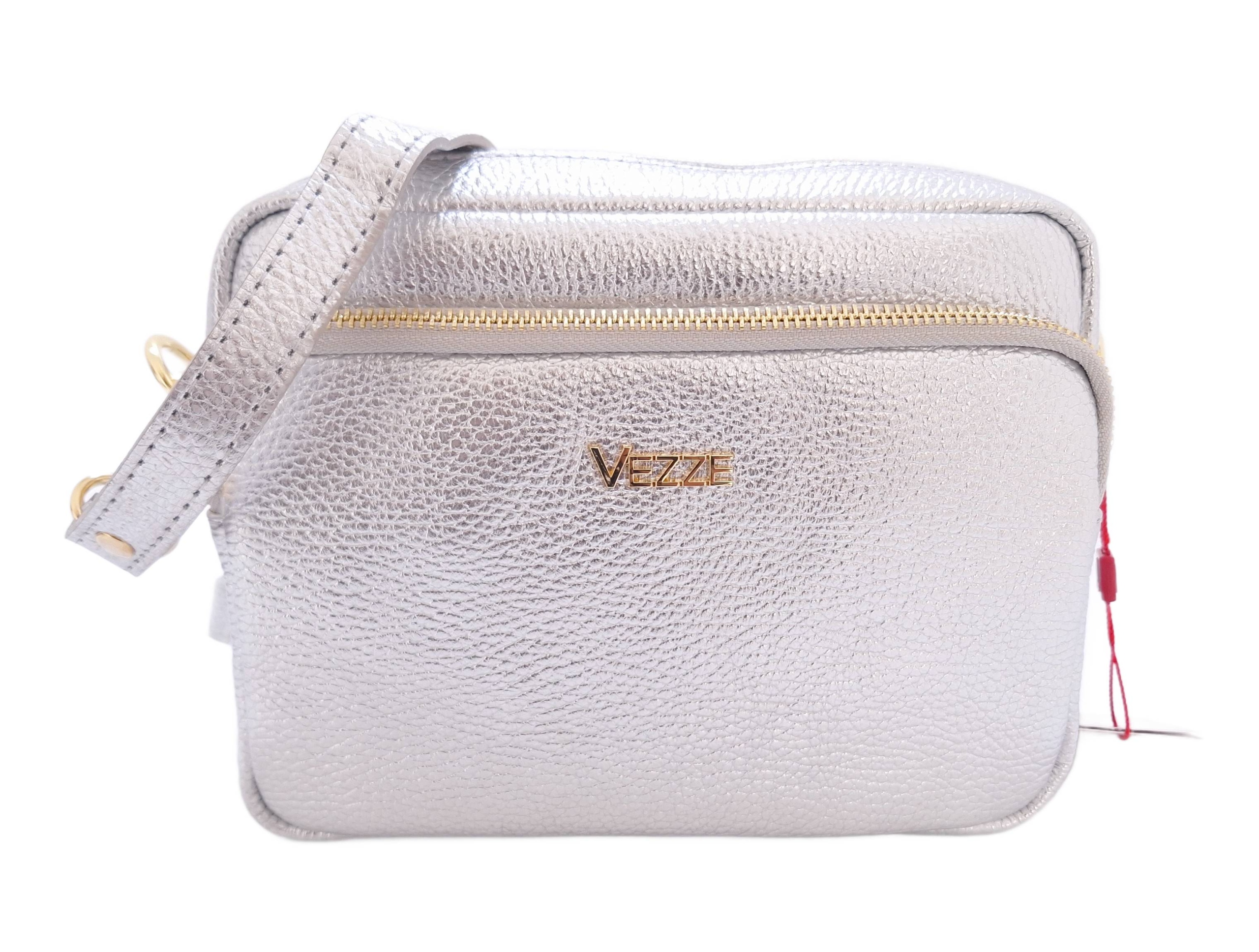 Stříbrná dámská kožená kabelka přes rameno s páskem Vezze