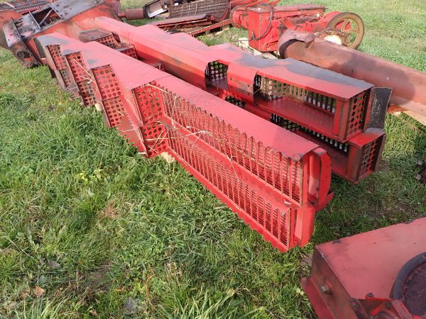 Комбайн BIZON 56-Шейкери та інші деталі