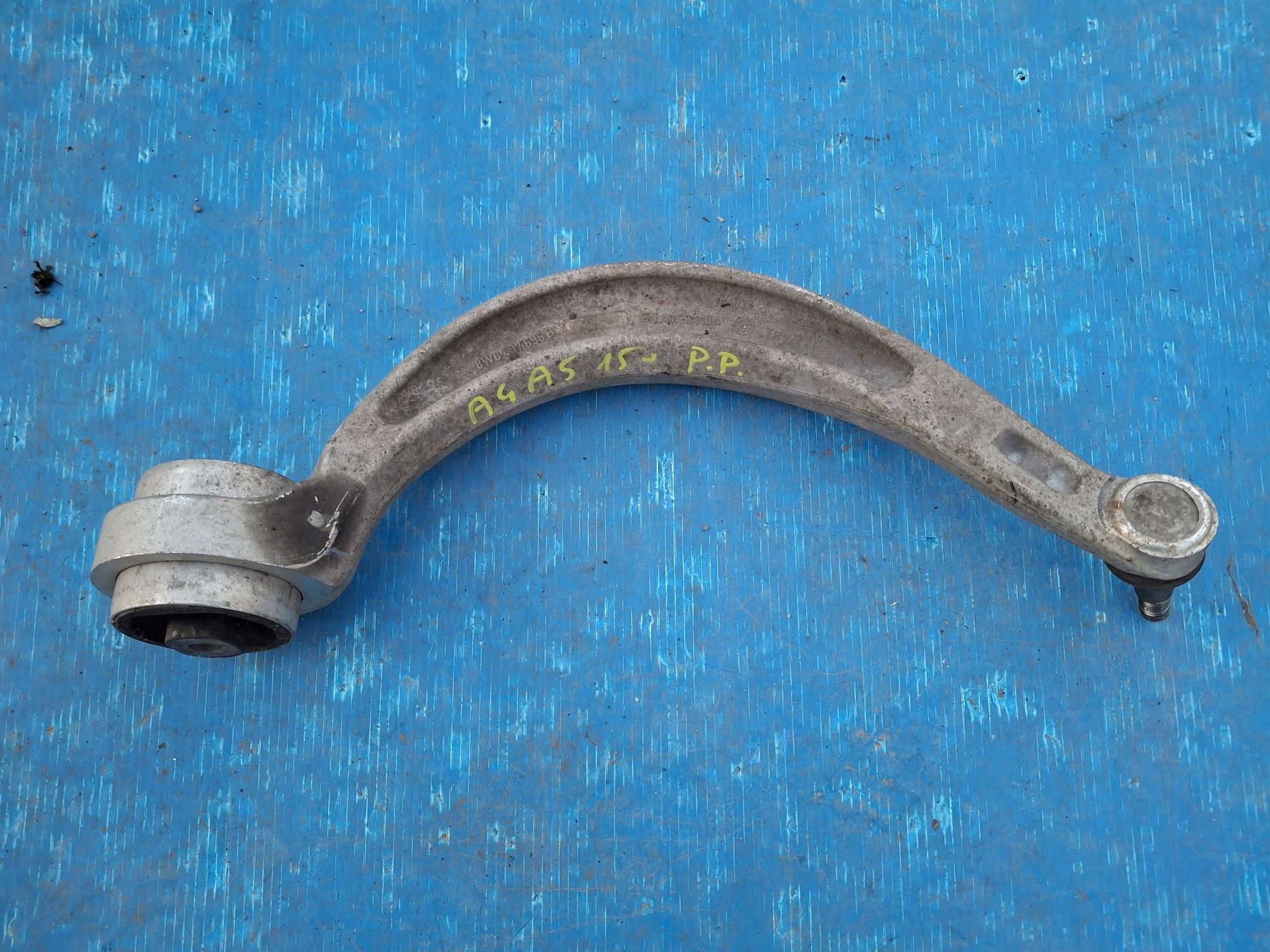 arm front right AUDI A4 B9 A5 8W0 2015R->