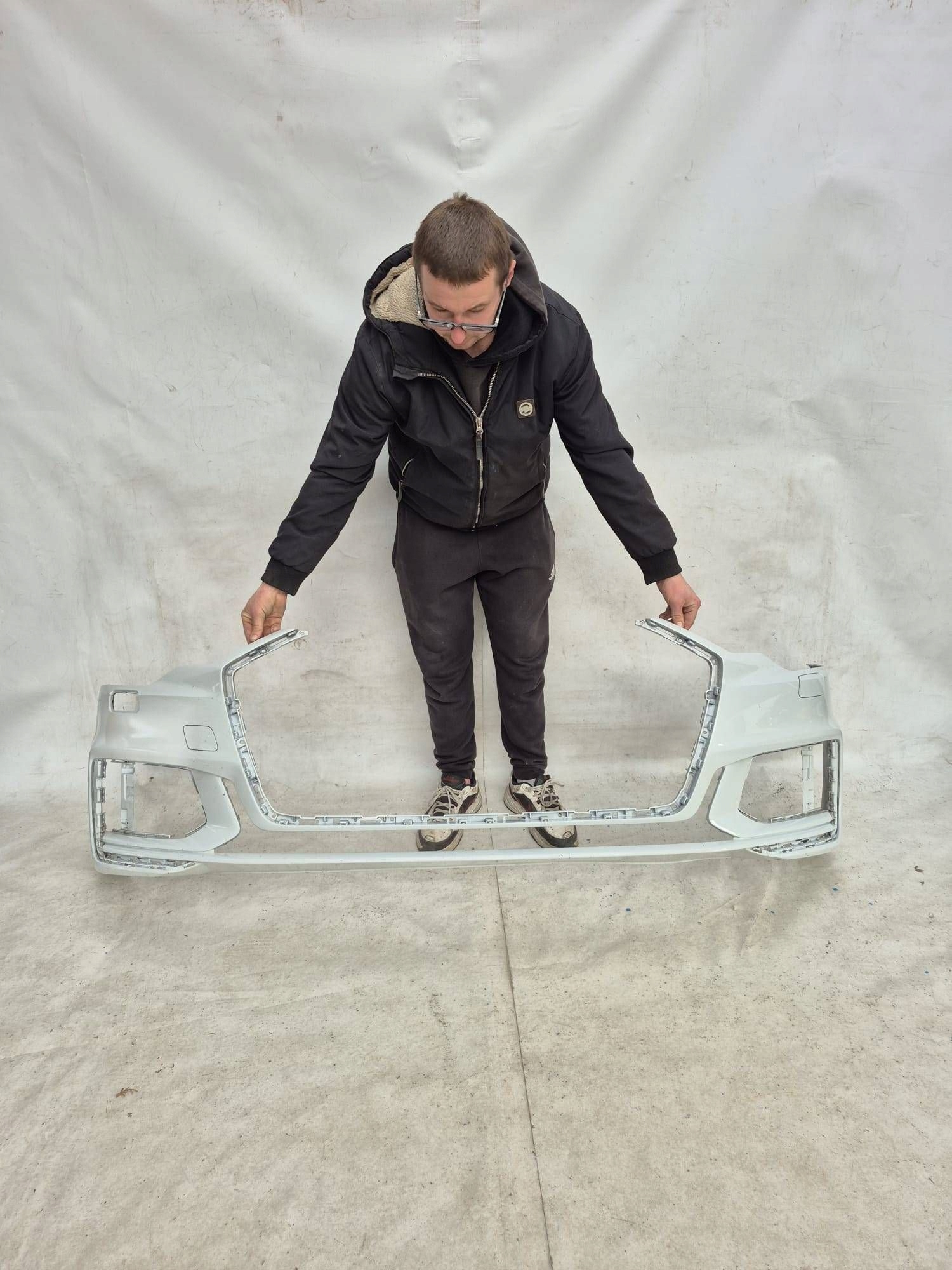 AUDI A6 C8 4K S-LINE 18- bumper front front SPR PDC