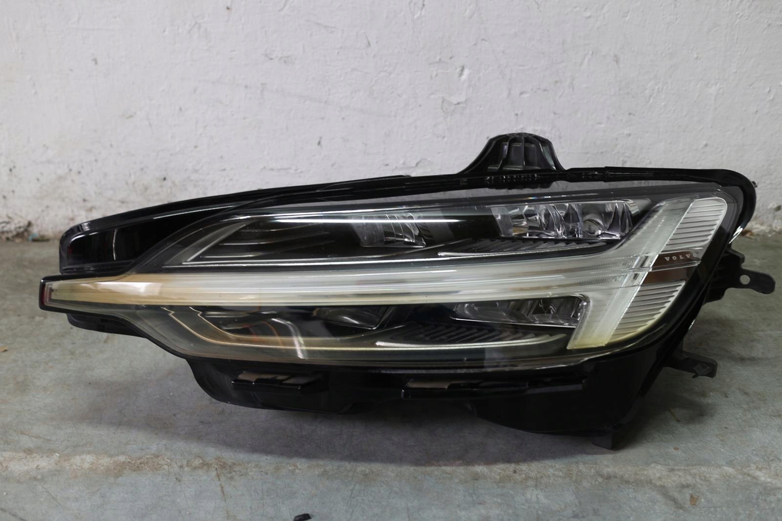 Frontscheinwerfer Volvo S60/V60 S60 32314148MO LED Links Scheinwerfer Headlight - Thumbnail 1