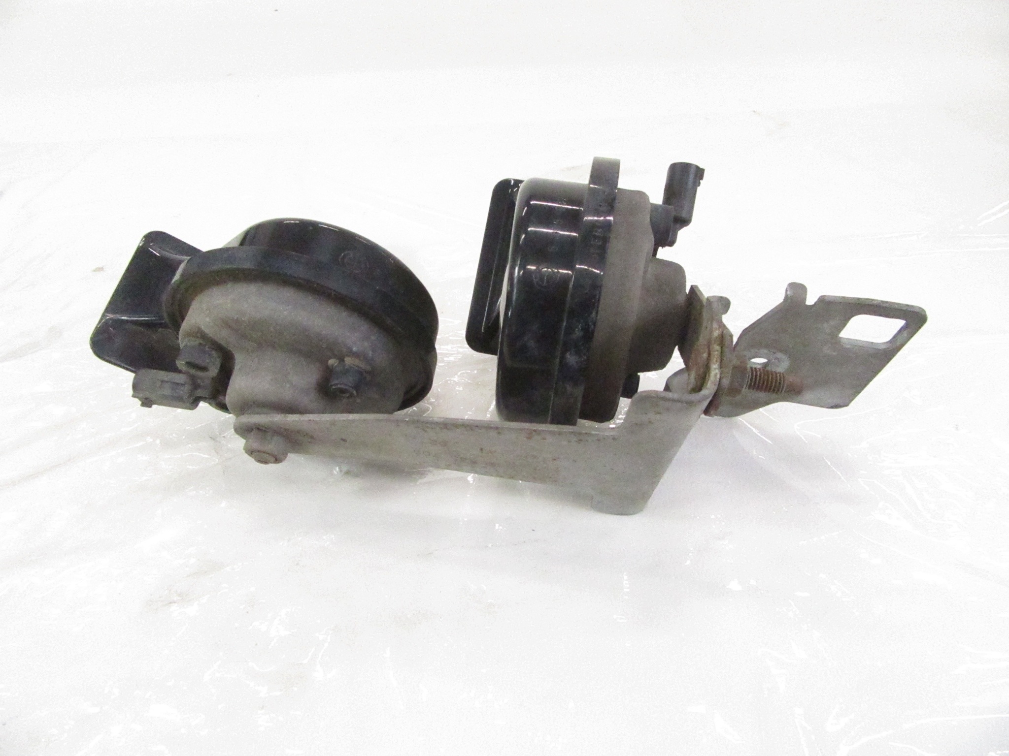 Klakson sygnal Halter BMW e60 e61 e63 e64 KOMPLET