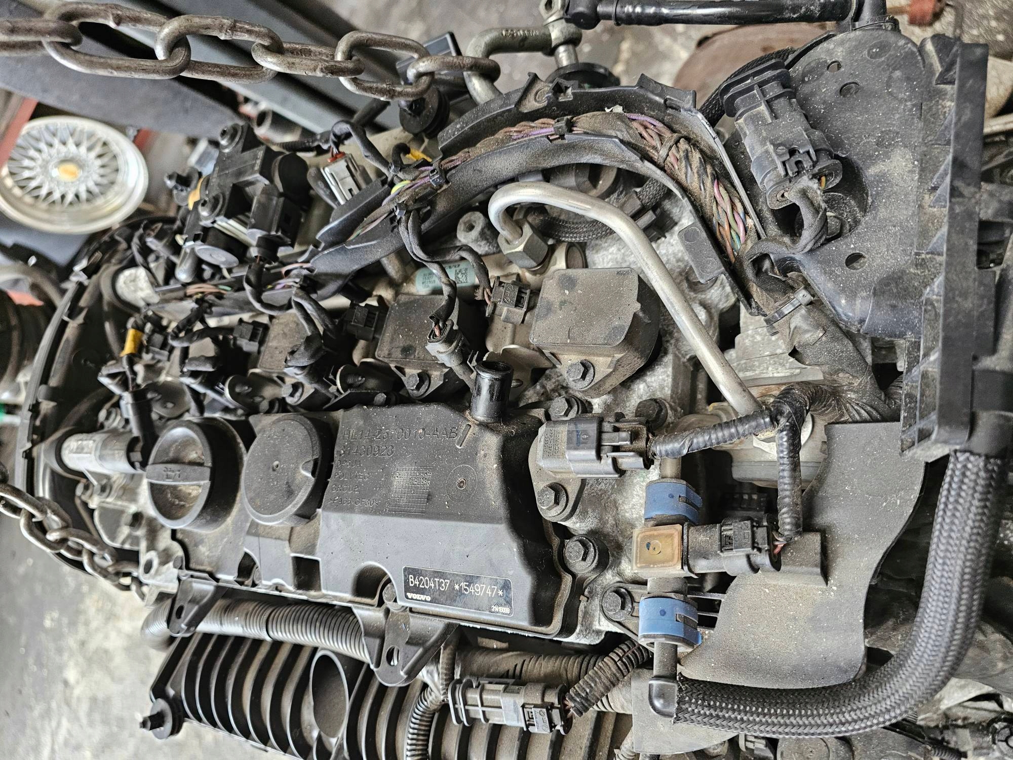 engine complete 2.0 B4204T37 152KM VOLVO V40 II CROSS COUNTRY