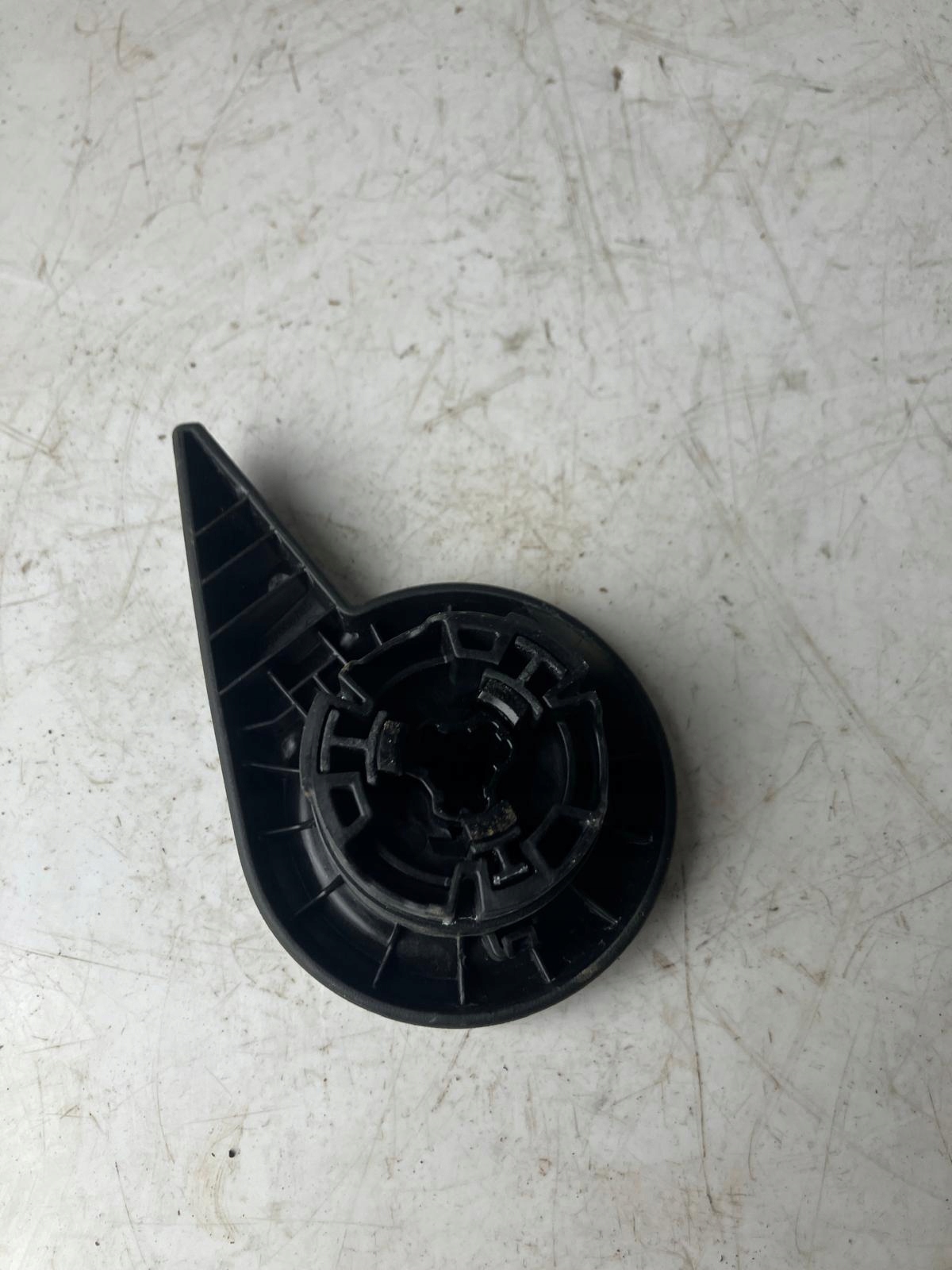REGULACJA seat left front RENAULT MEGANE V E TECH