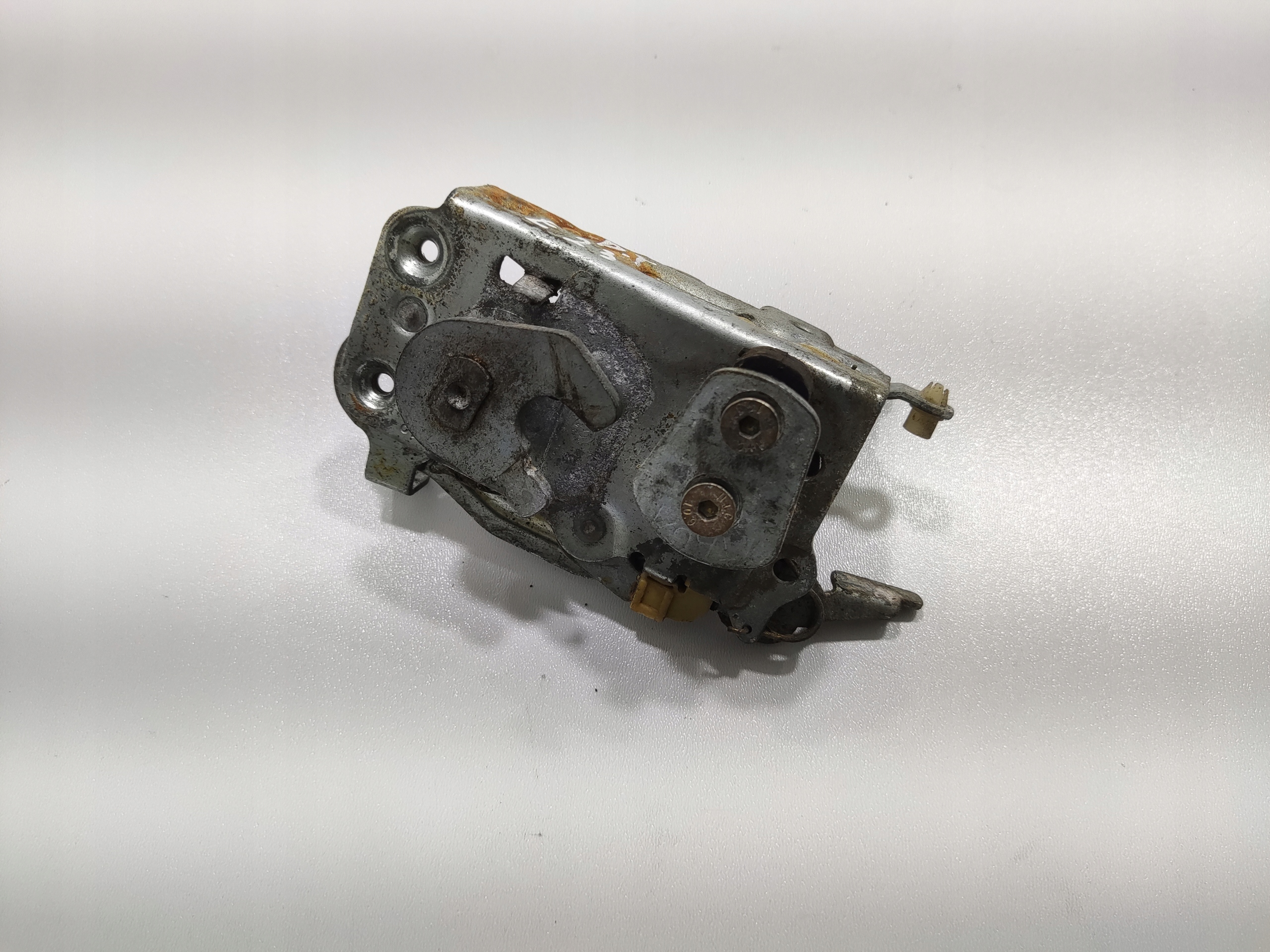 lock door right rear part rear BMW 7 E23 1977-1986