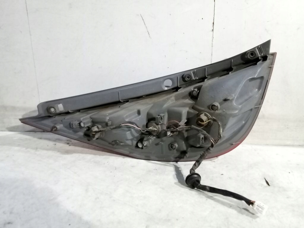 Hyundai i30 and 1 HB 5D light right rear part rear