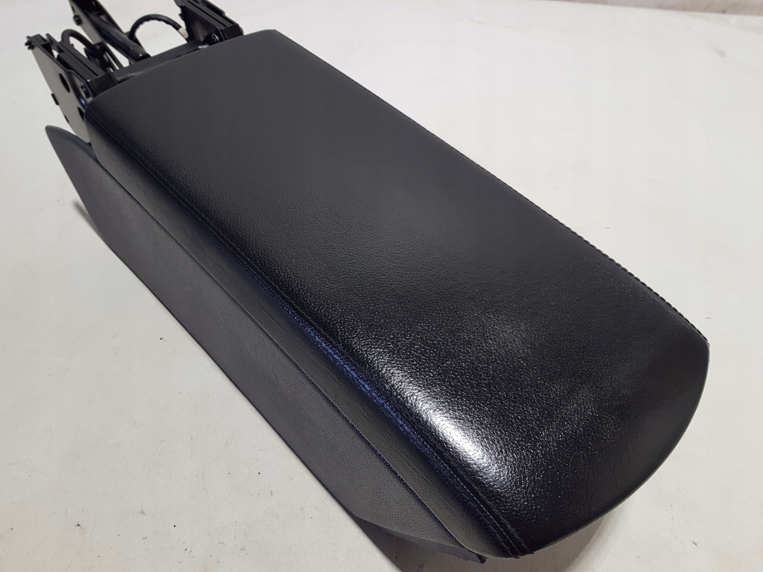 armrest TUNEL front front MERCEDES SL R230 W230