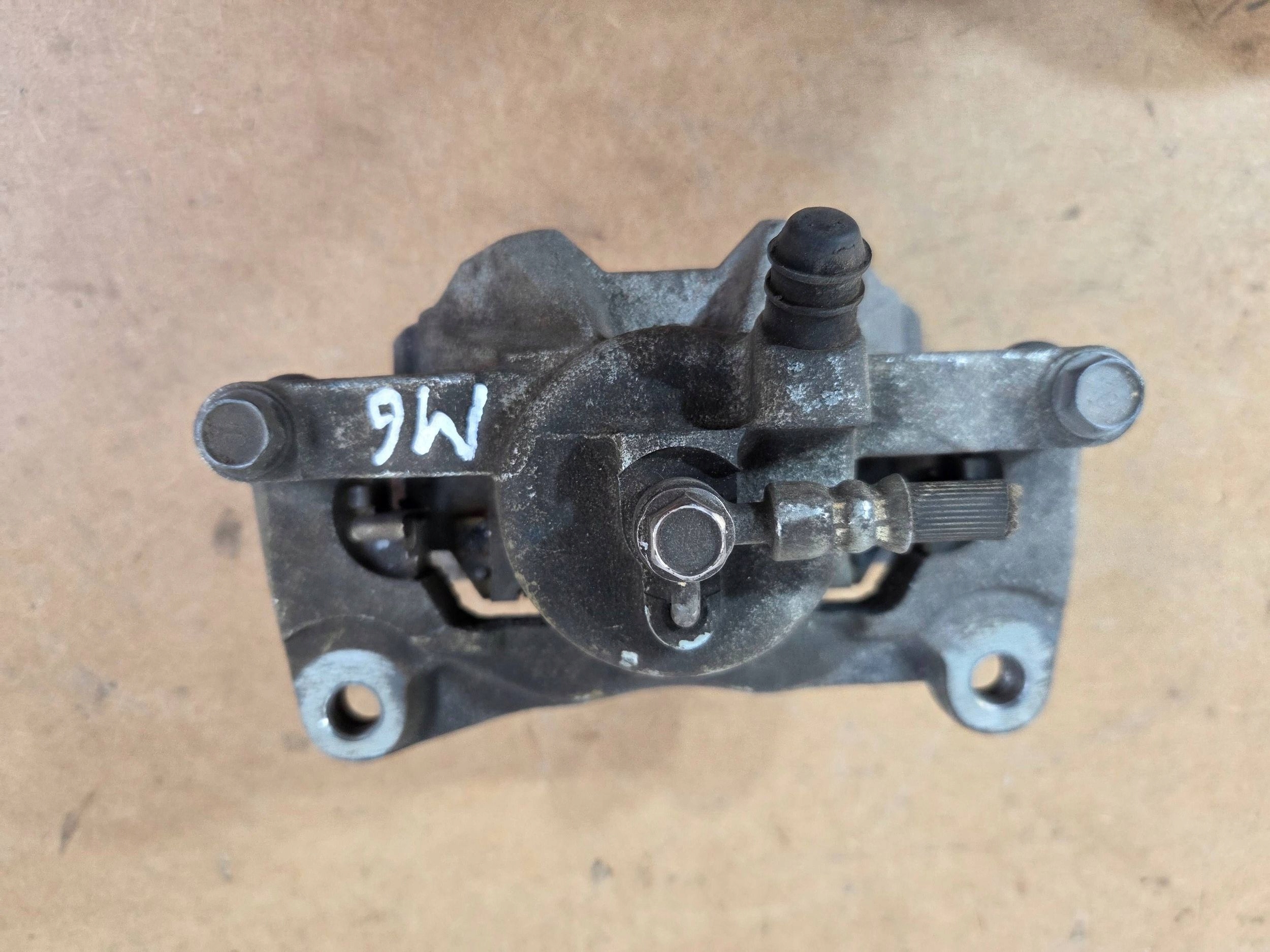 Mazda 6 GJ 2012- caliper brake front right PNR57 (B857)