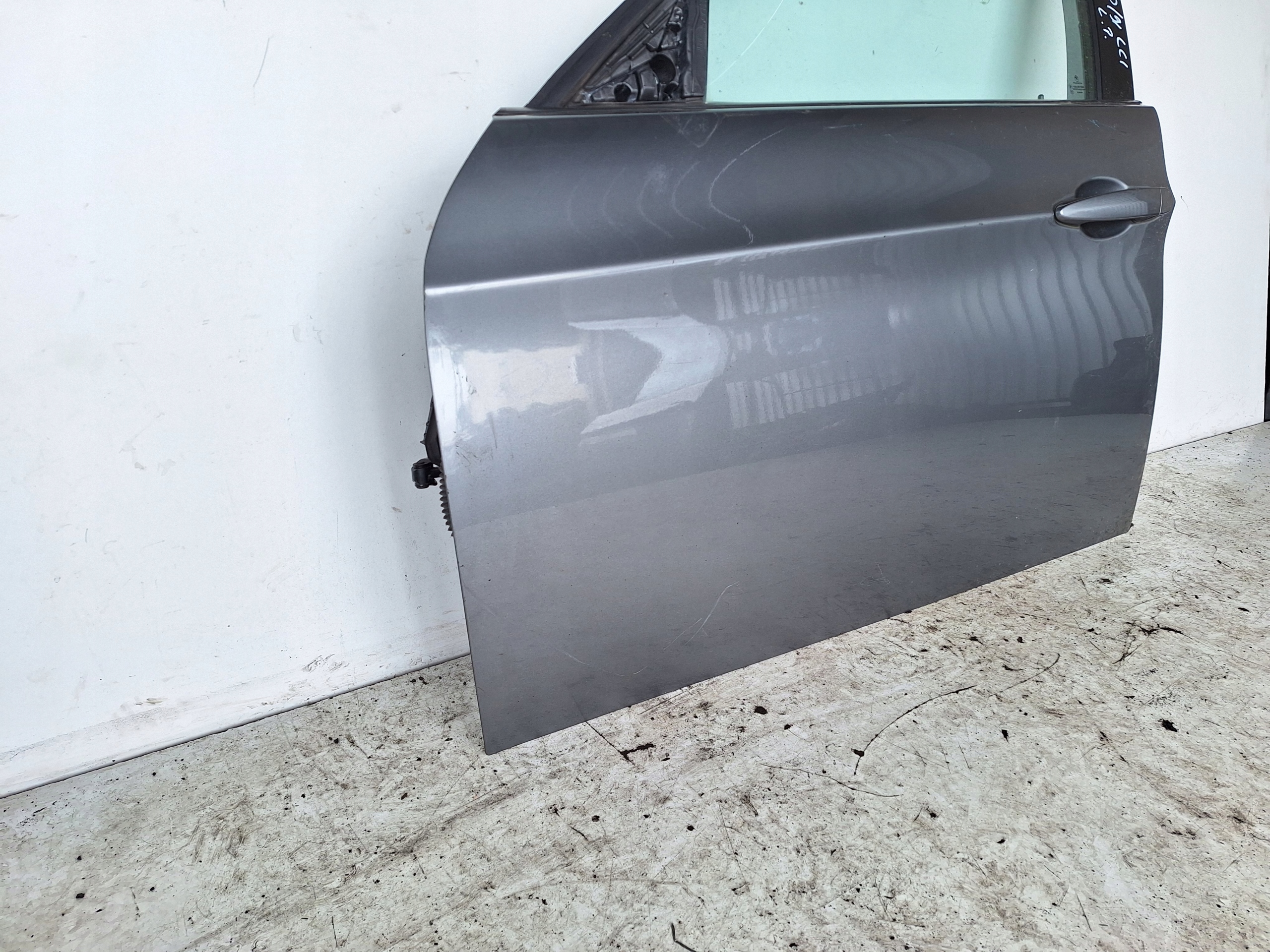 BMW E91 LCI 08-12 door left front
