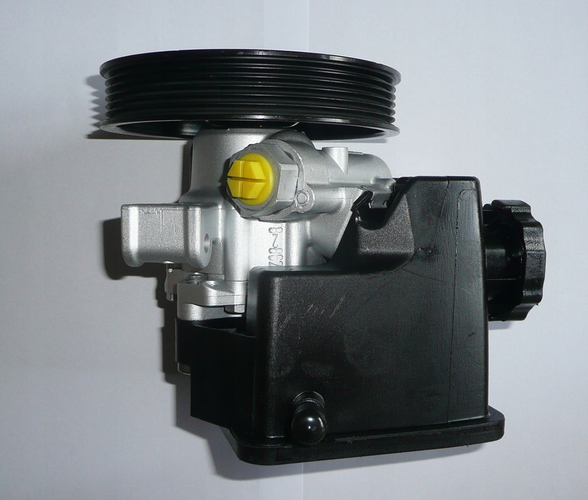 004 466 - Насос гидроусилителя MERCEDES C E W211 W204 2.2 CDI !