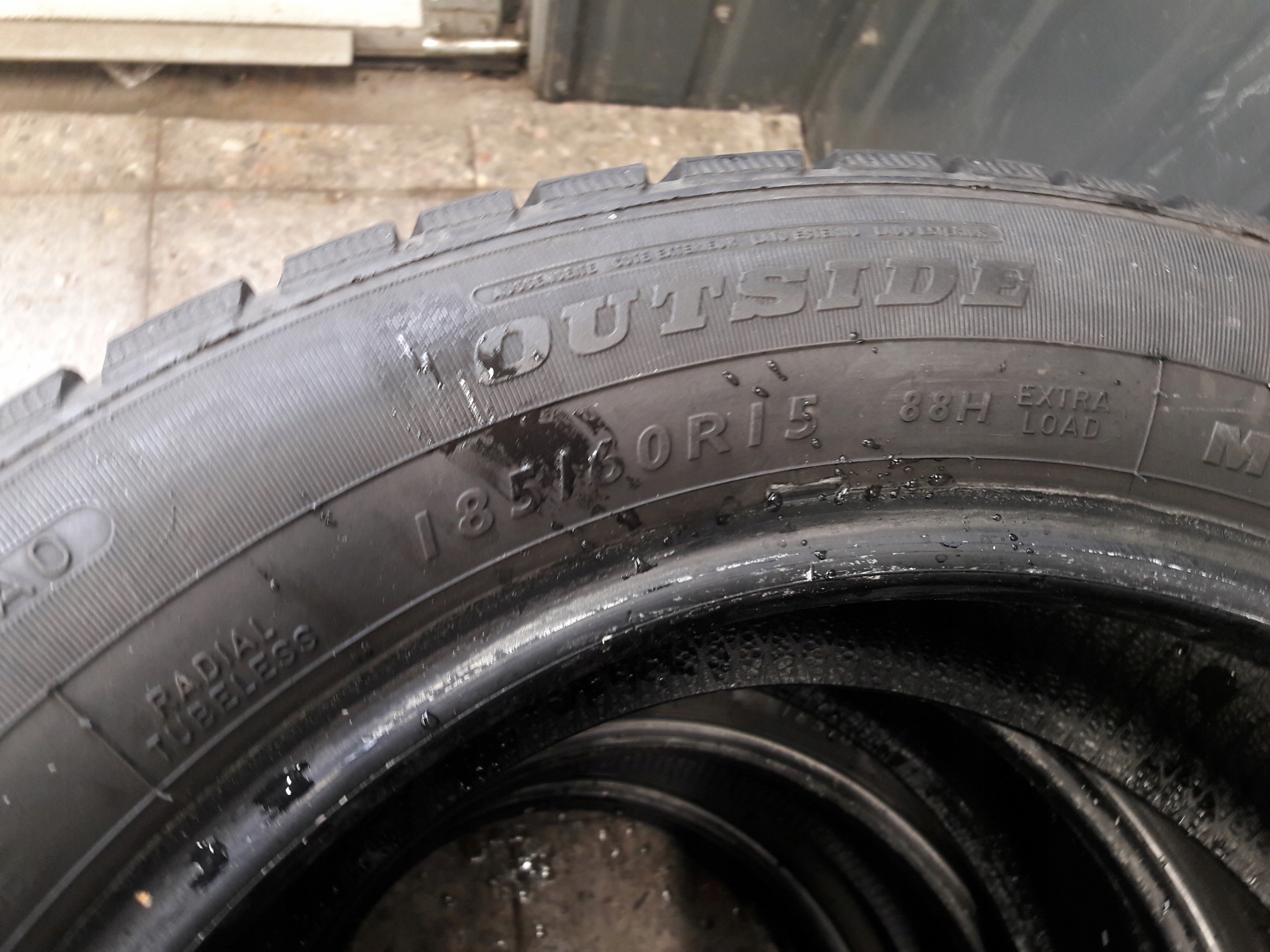 opony dunlop sp winter response 185/60 r15 zima Model SP Winter Response