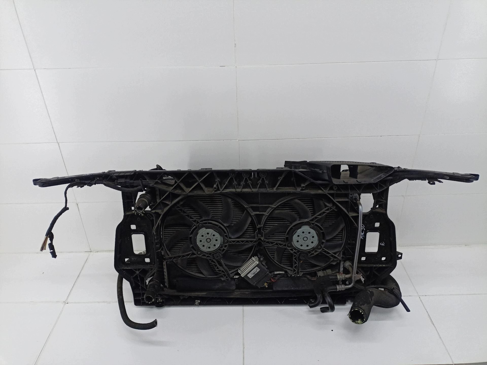 support panel for radiators pillar iron Audi A4 B8 facelift 2012 8K0010520