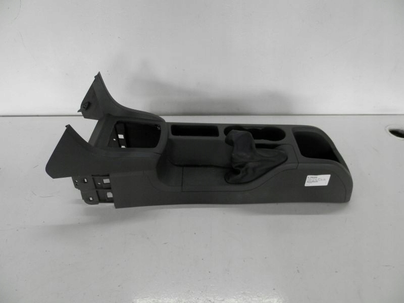FORD FOCUS MK2 KONSOLA SRODKOWA 04-07 5D HB