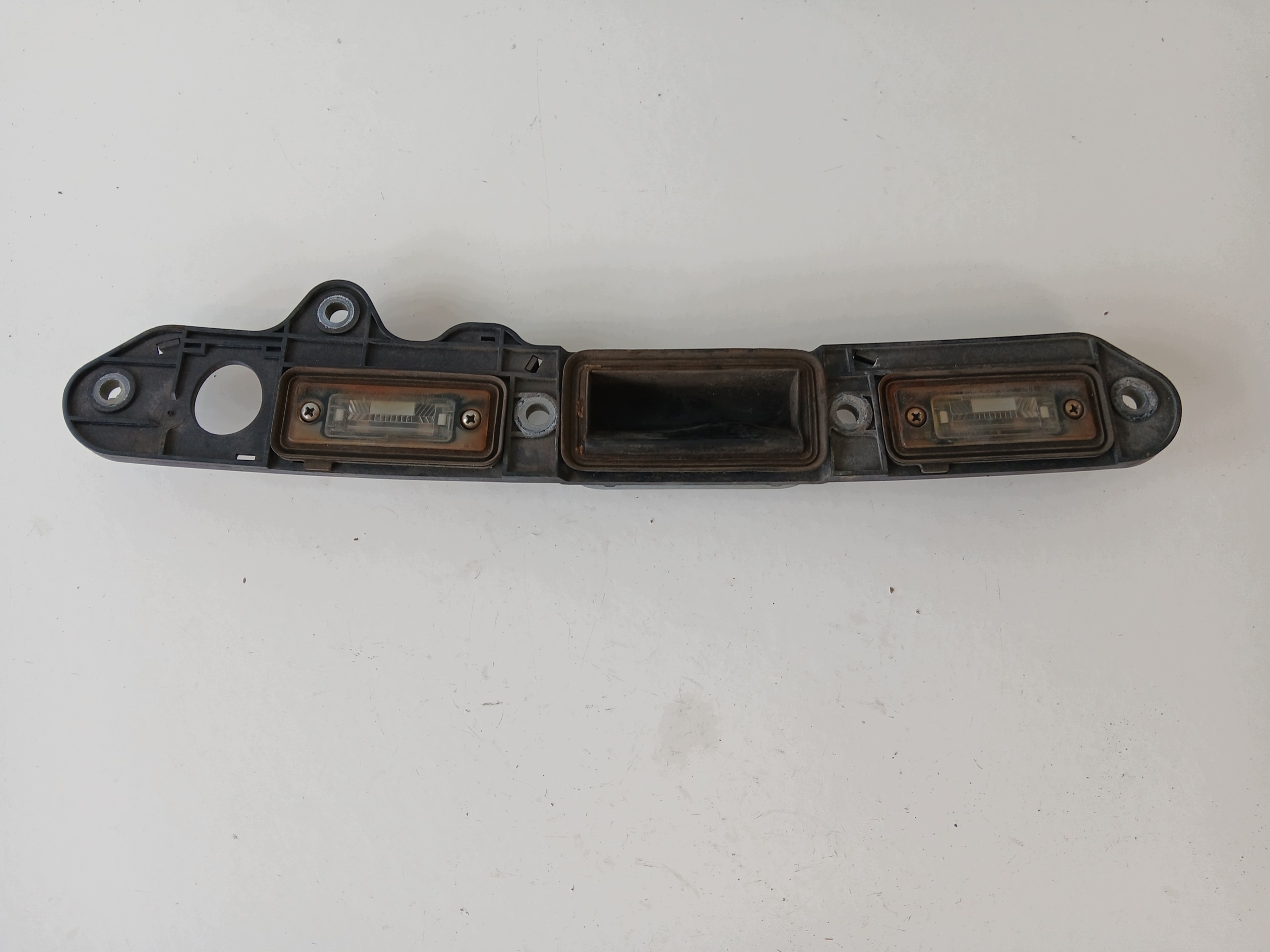 VW TOURAN and cap bonnet boot MIKROSTYK