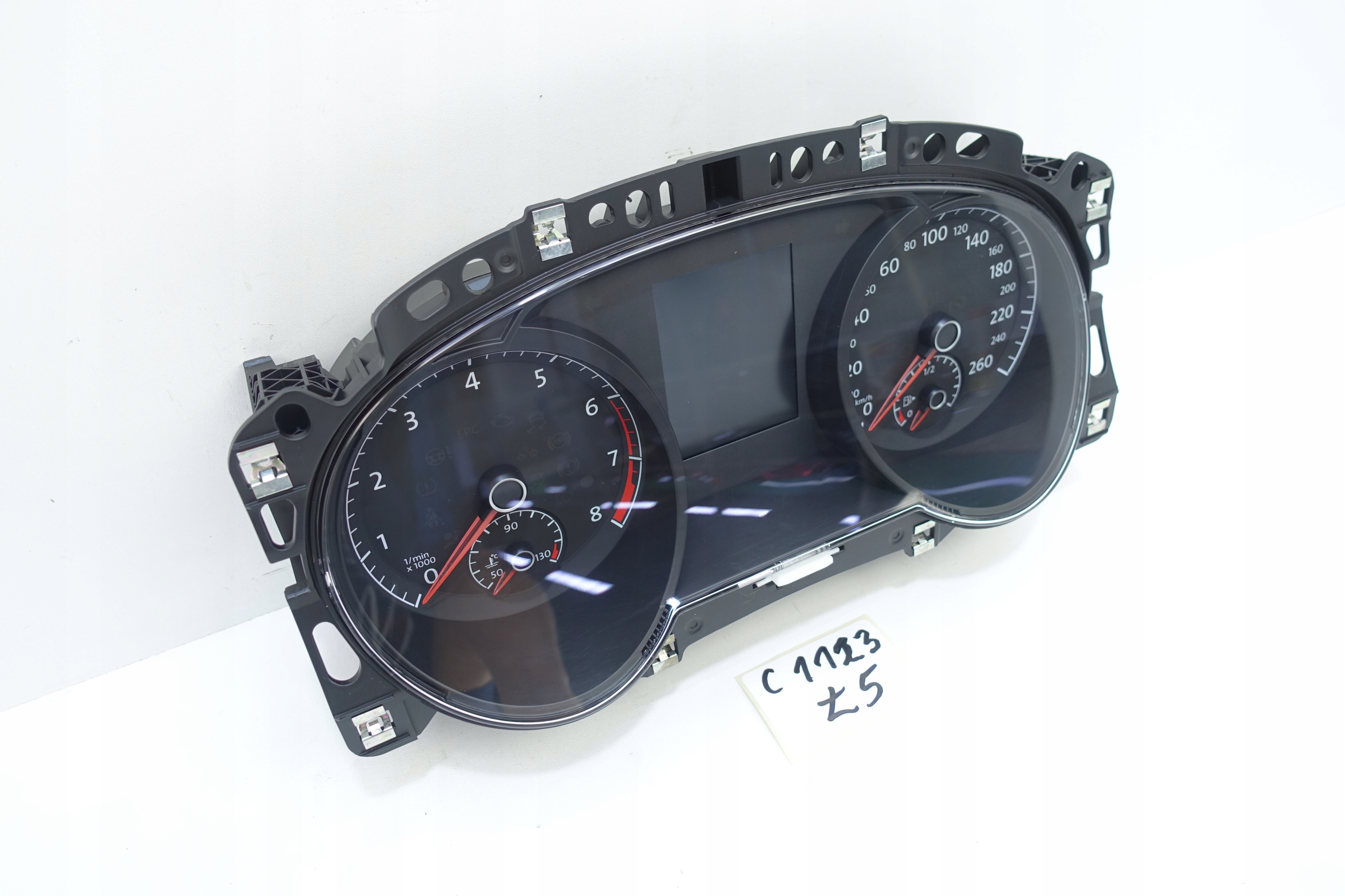 dials dials VW SPORTSVAN 517 24186KM 517920740E