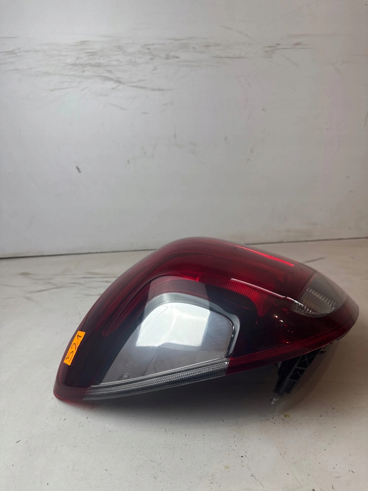light rear part rear left Peugeot 108 UK Anglik
