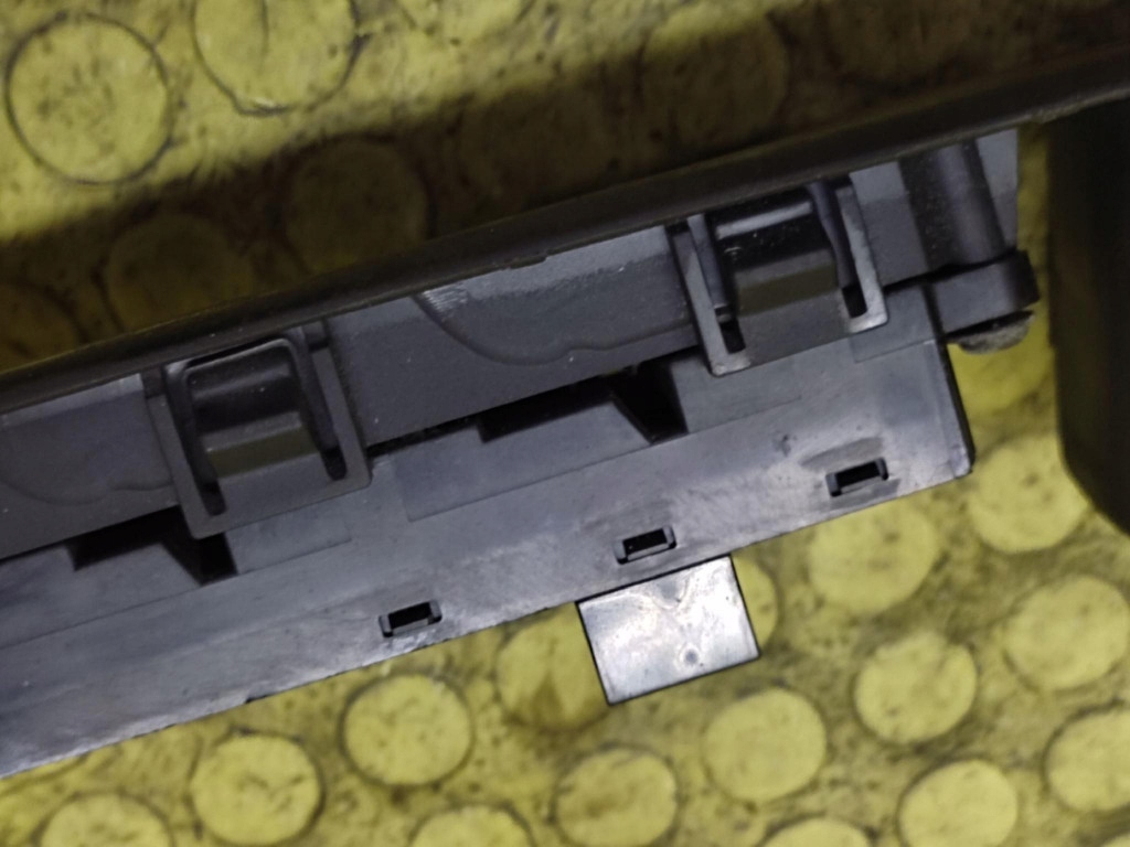 NISSAN PRIMERA P12 window control switch 25401AV640