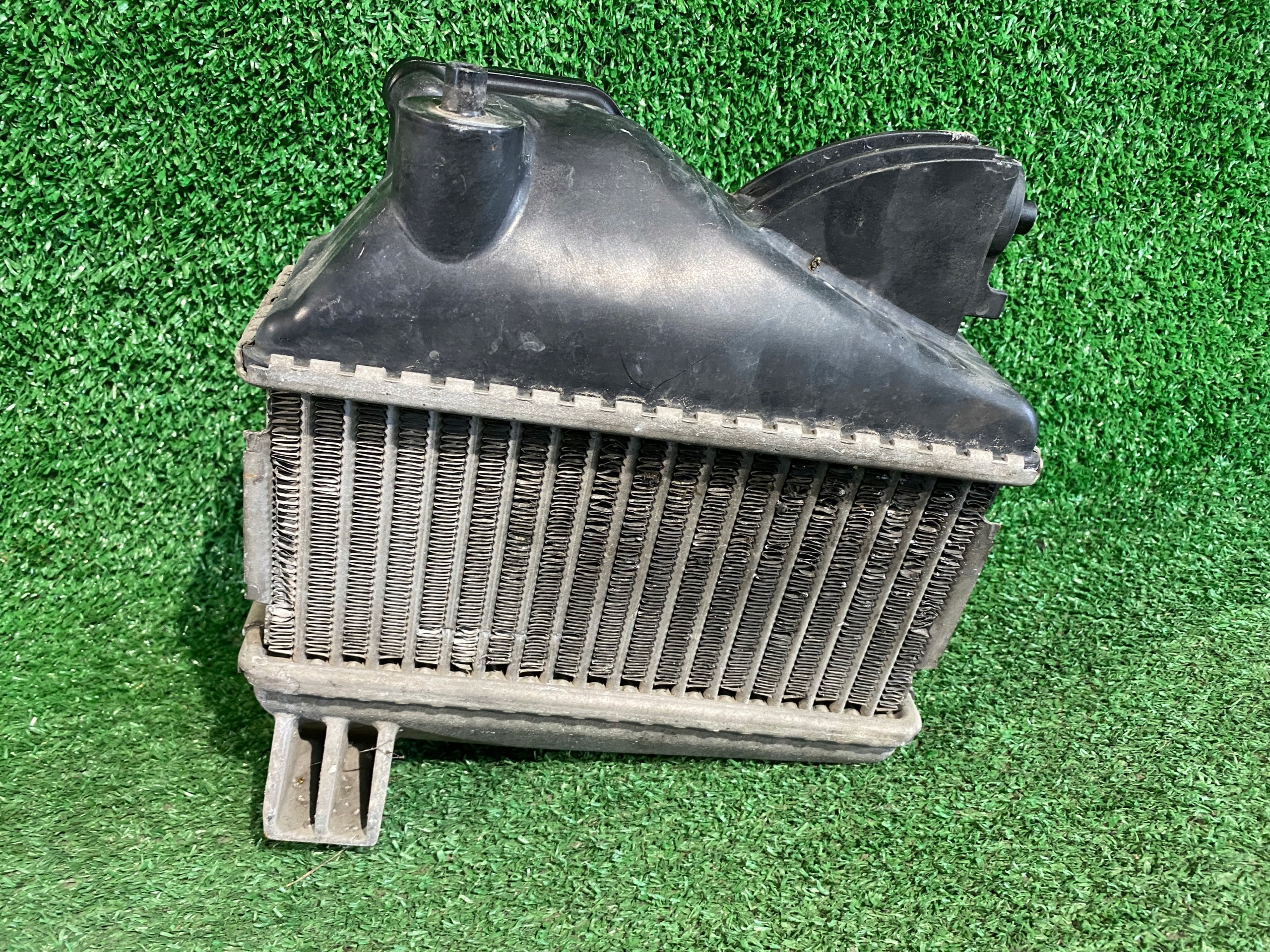 intercooler radiator HONDA HRV HR-V II 1.6D