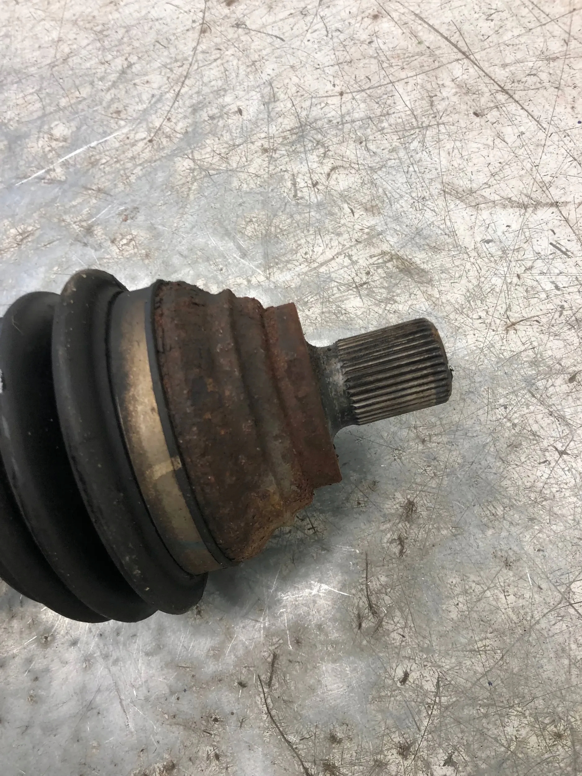 semi-axis left VW GOLF VI KOMBI 1K0407271JS
