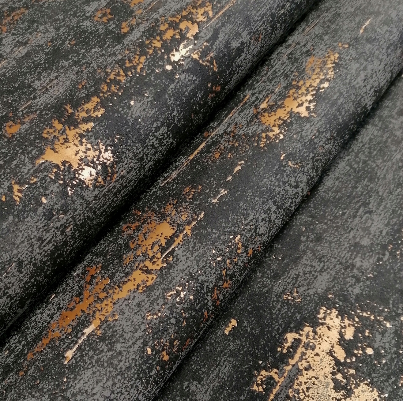 

Tapety Tapeta Czarny Szary Beton Ze Złotem Winyl