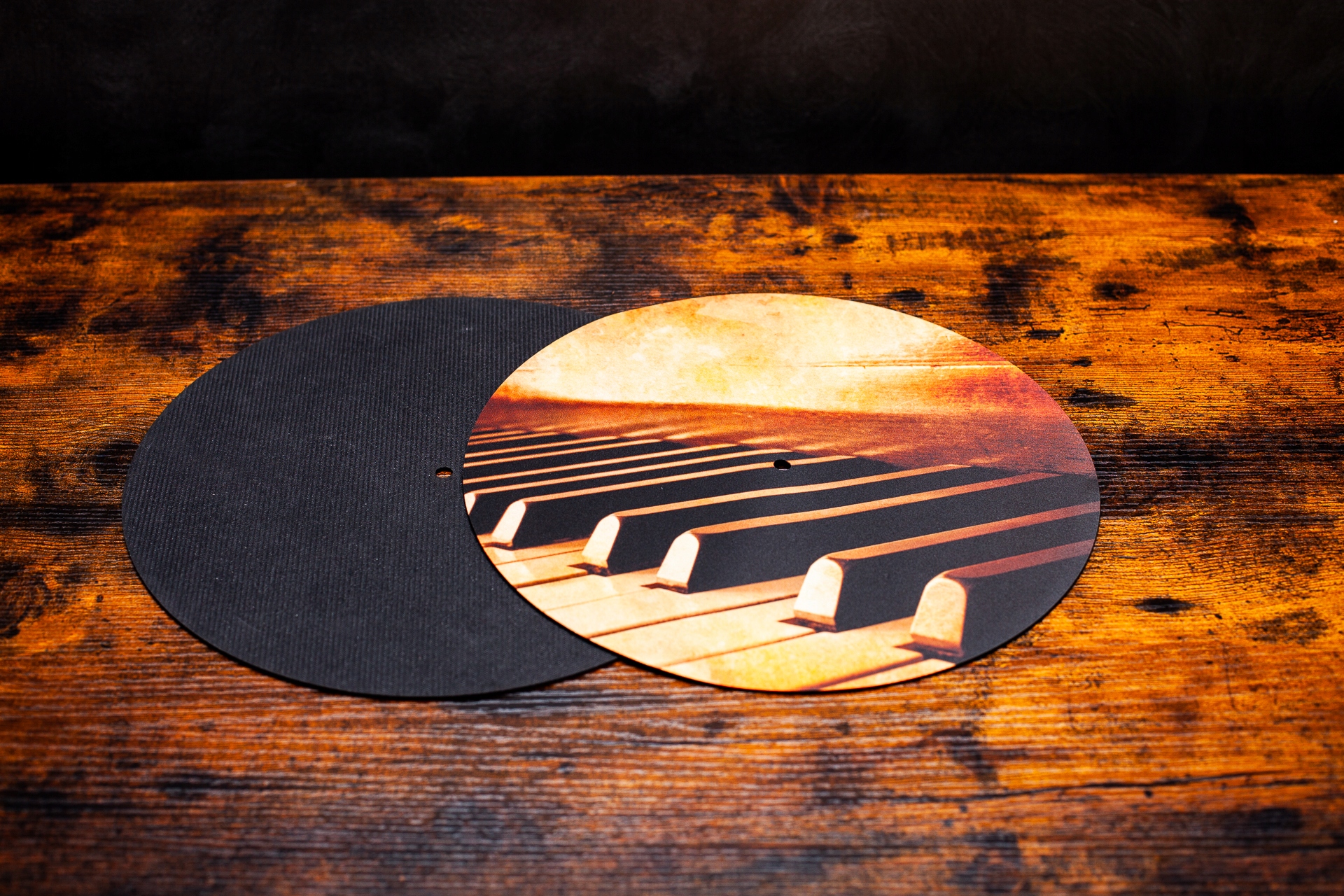 SLIPMATA GRAMOFONOWA - GUMOWA MATA DO WINYLI Napęd brak informacji