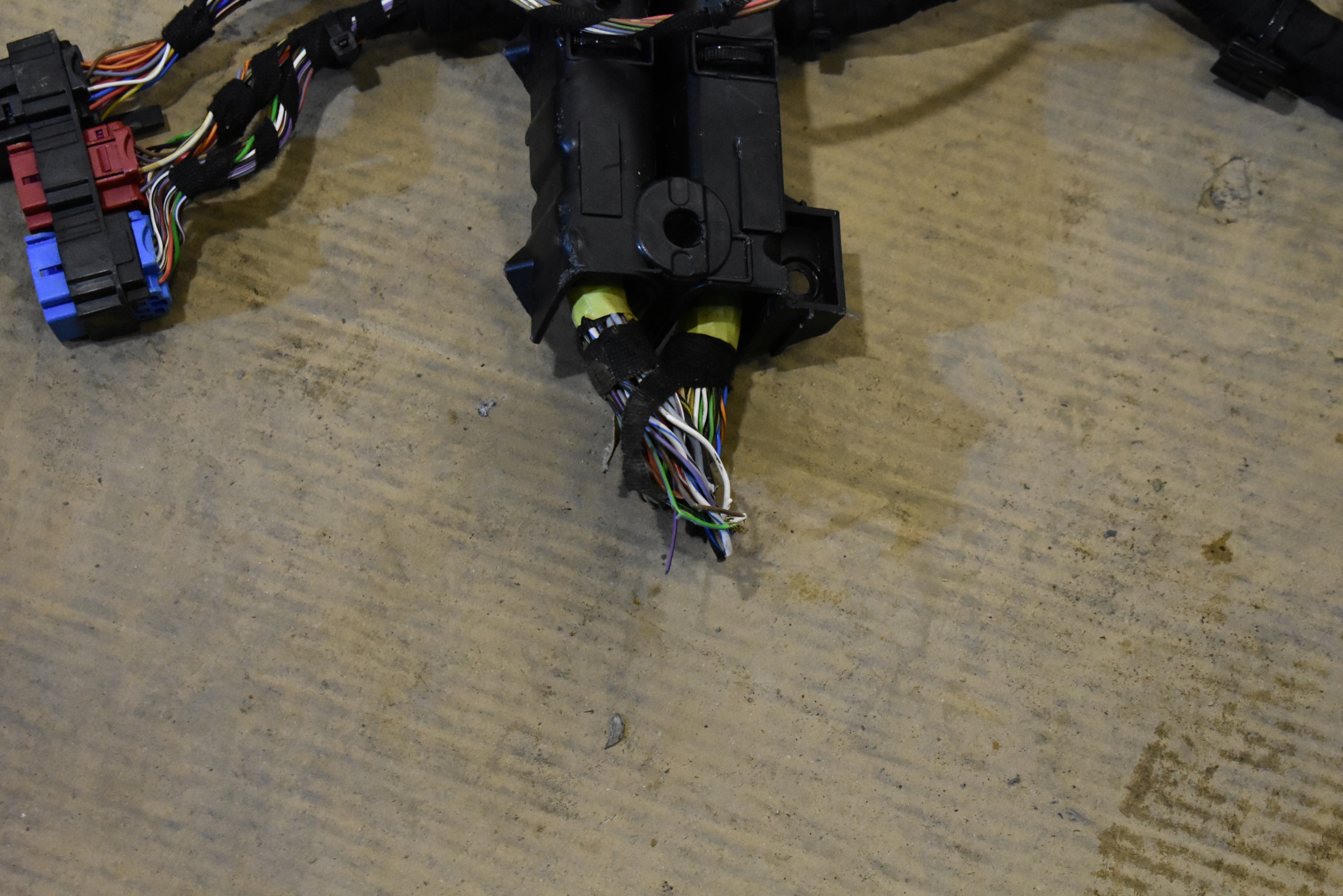 wiring electrical rear PORSCHE TAYCAN 1