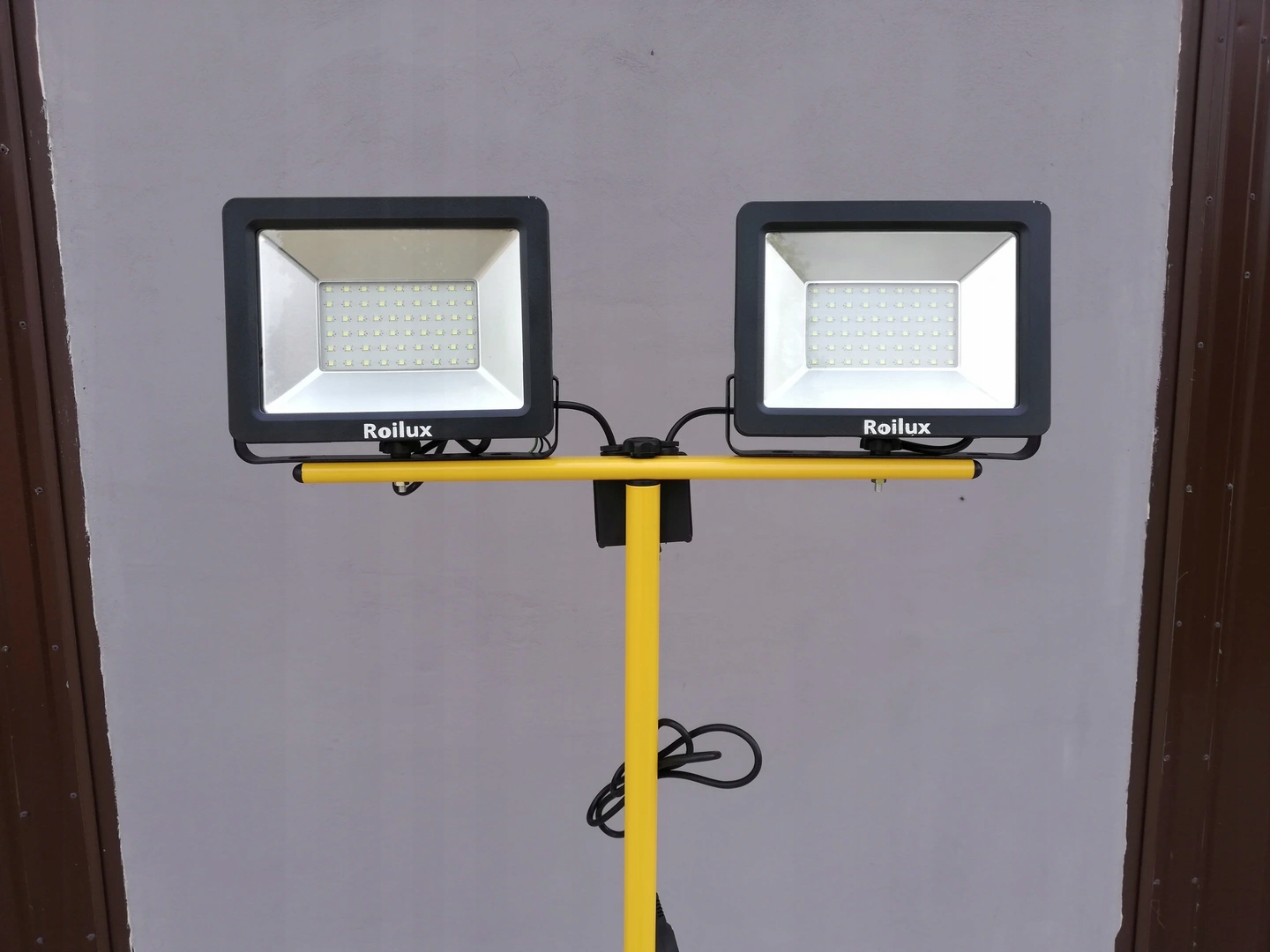 LAMPA HALOGEN LED NA STATYWIE STOJAKU 2 x 50W Marka inna