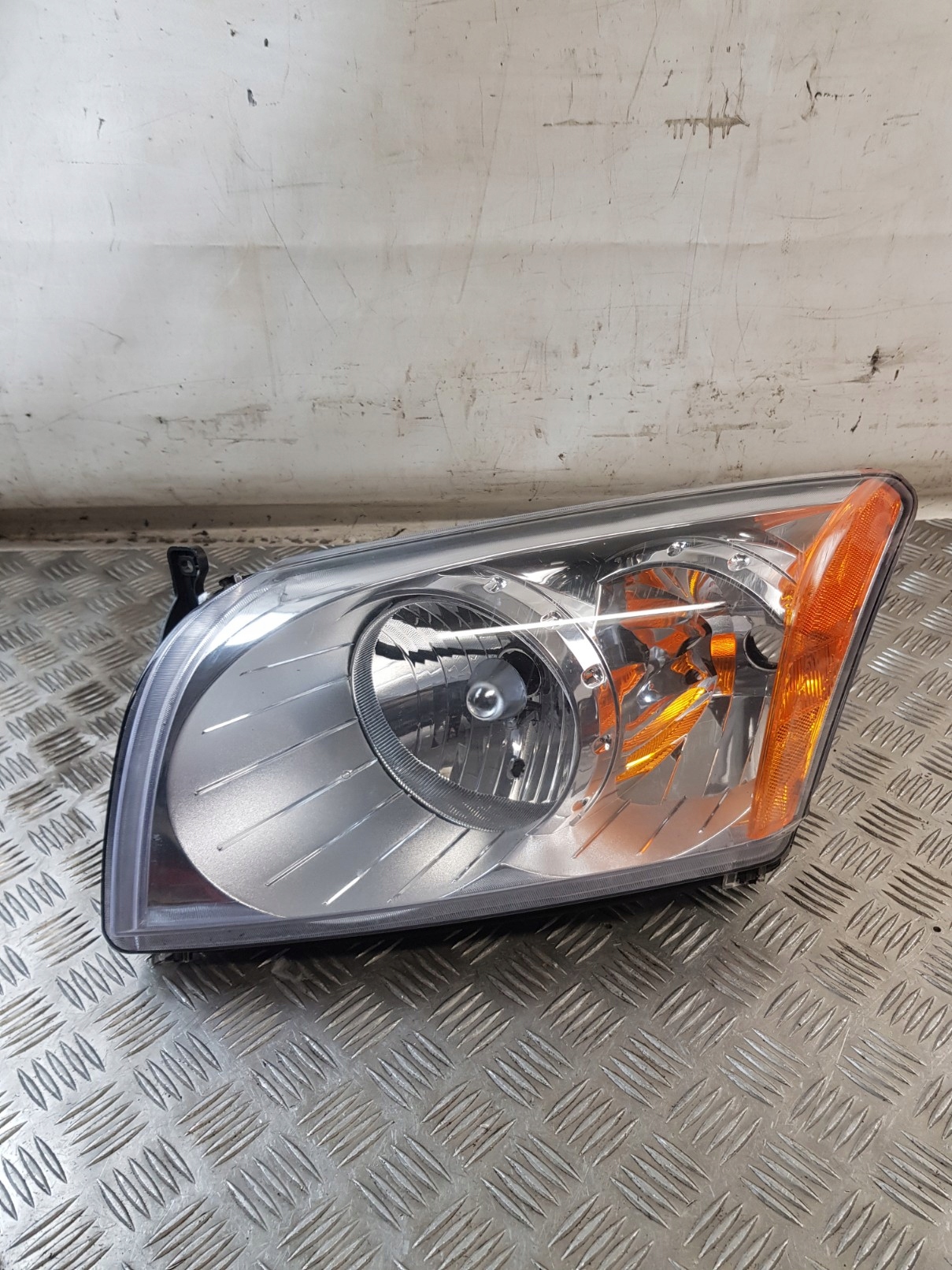 light left front CS201-A001L DODGE CALIBER 06R- EUROPA