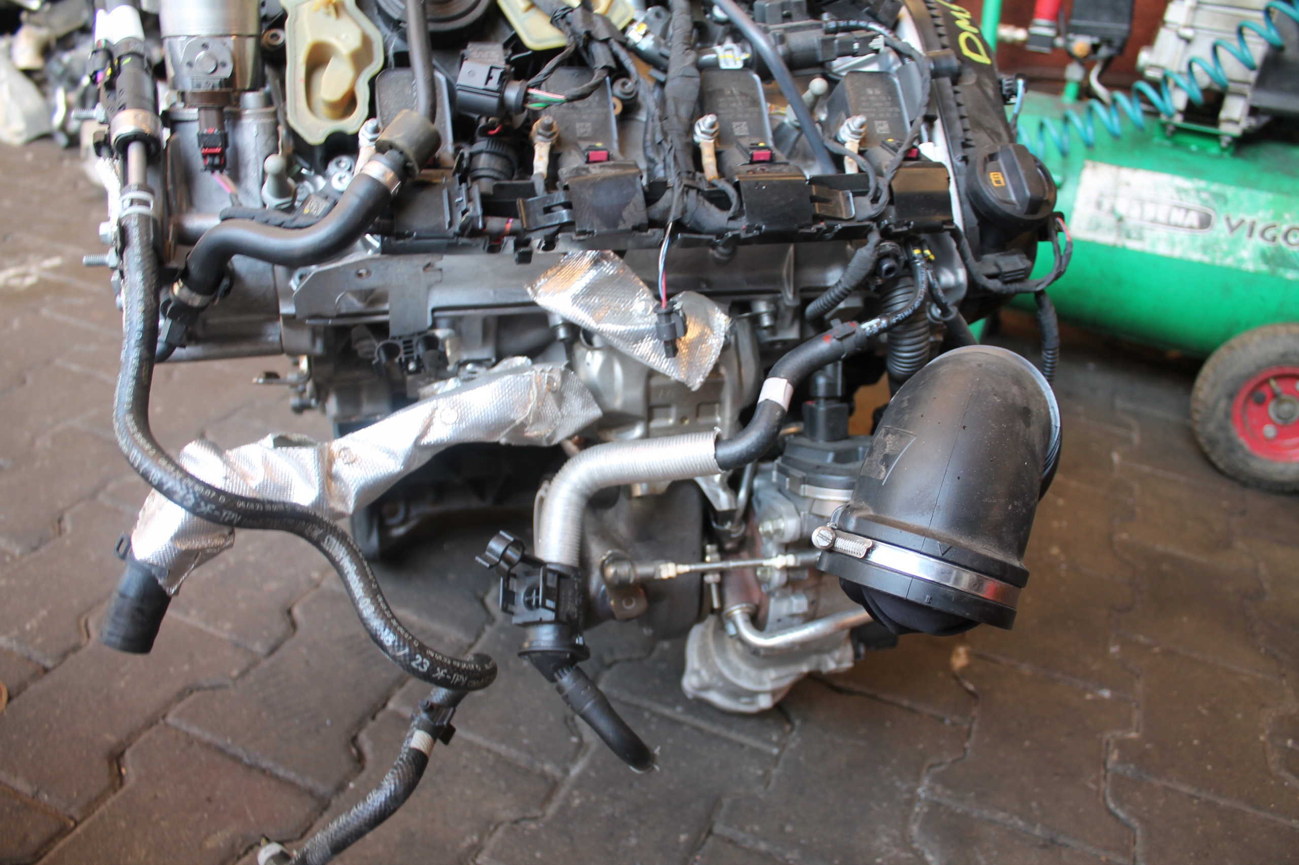 engine complete AUDI 2.0 TFSI15TYS KM DMS