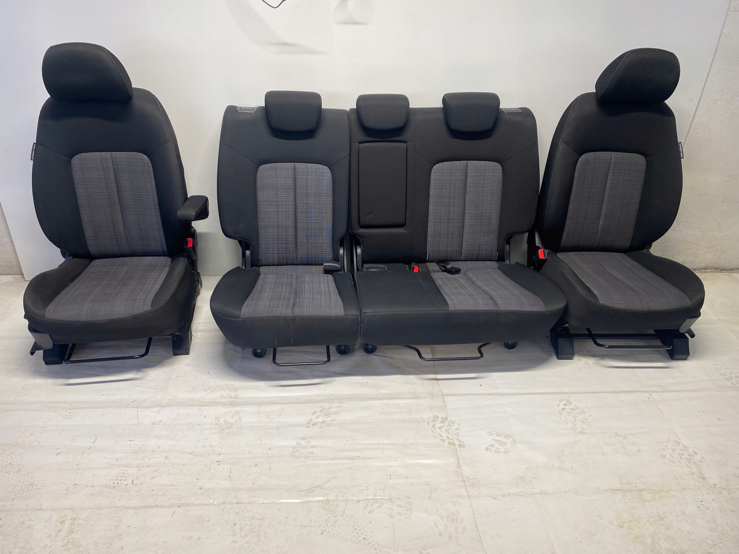 кресла диван сидением материал kia VENGA 09-17