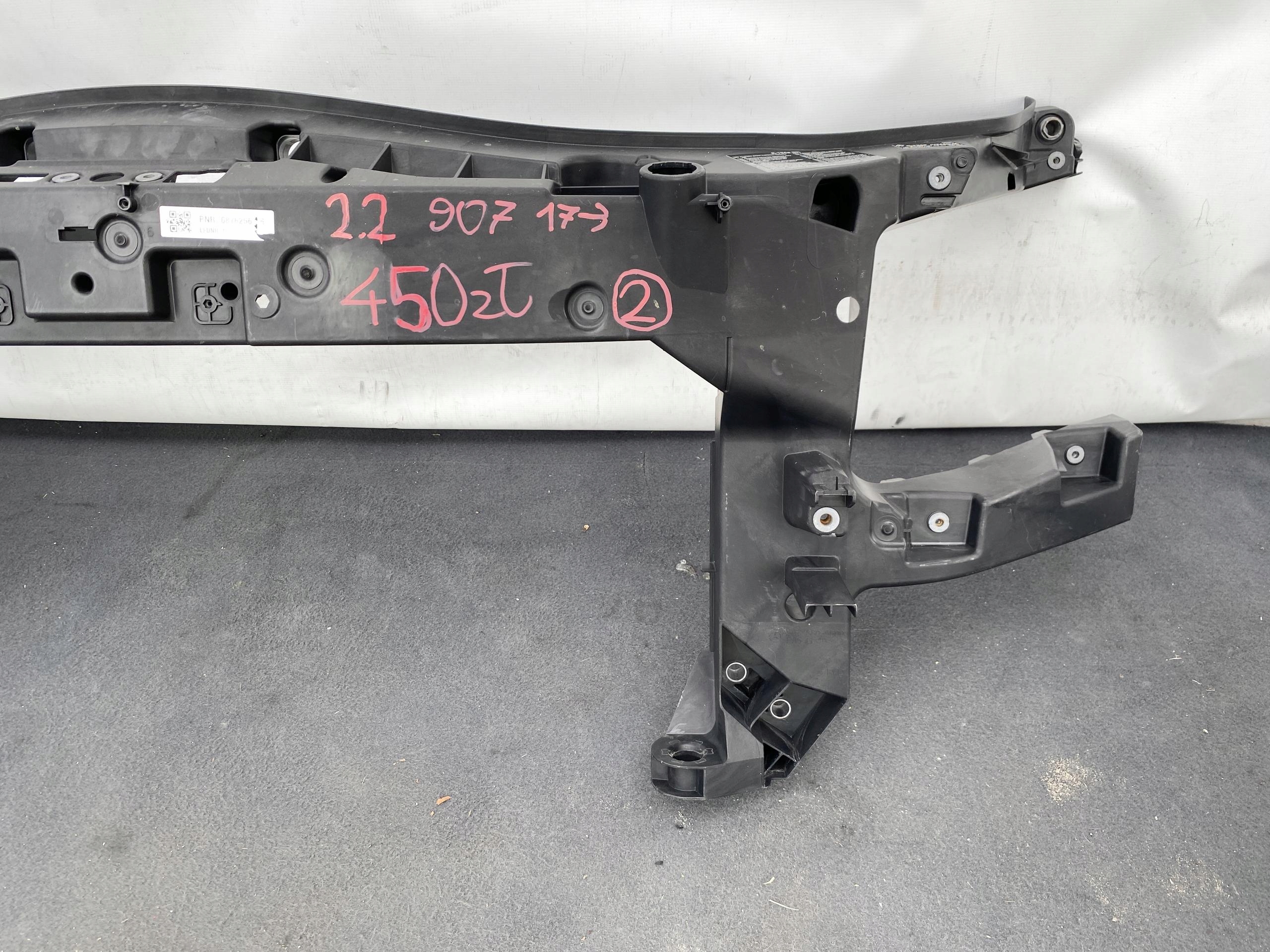 SPRINTER 907 2.2 17- pillar iron support panel for radiators original A9078805600