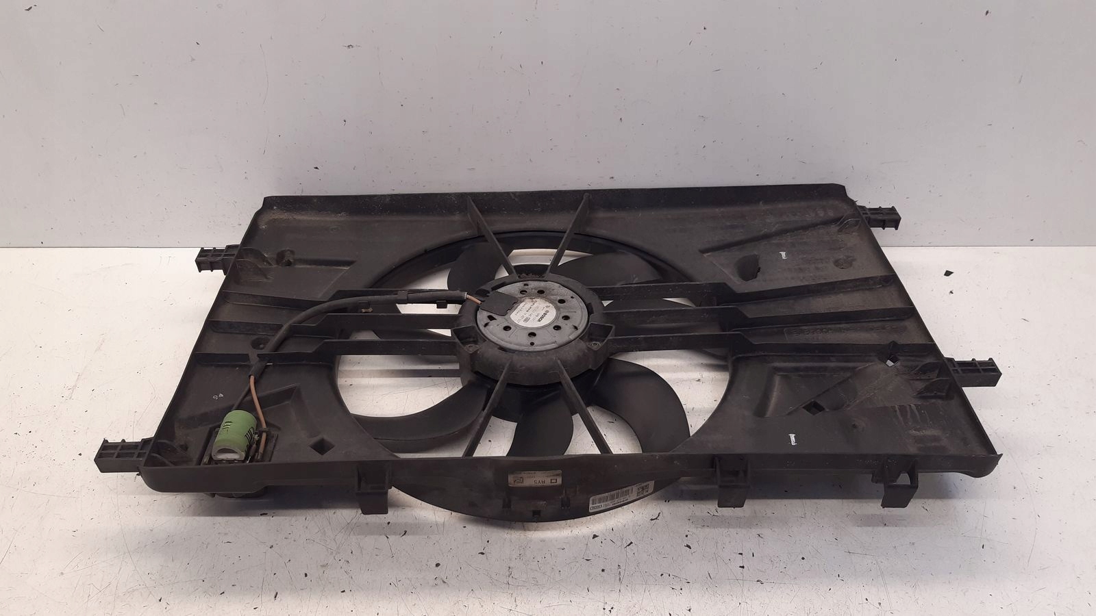 ventilátor chladiče Opel Astra J 2,0 CDTI