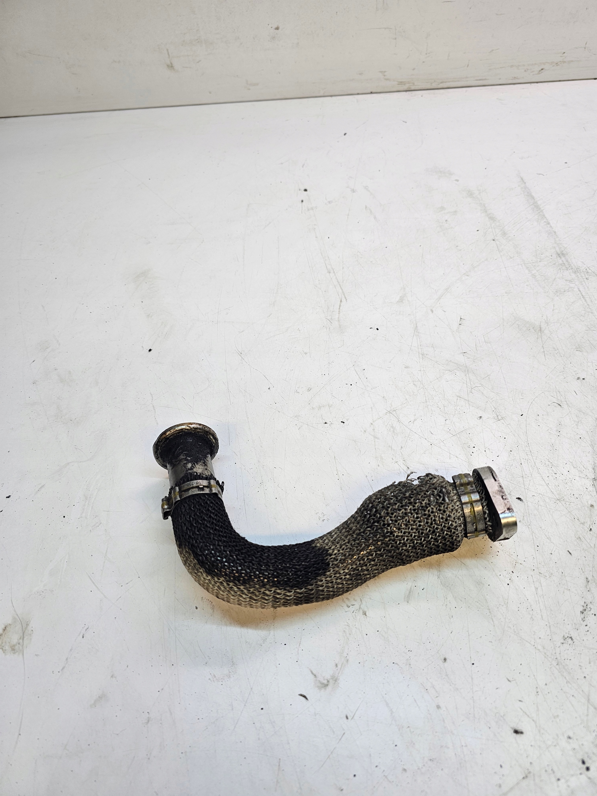 pipe hose EGR AUDI A6 C6 A8 D3 2.7 3.0 TDI 059131530C