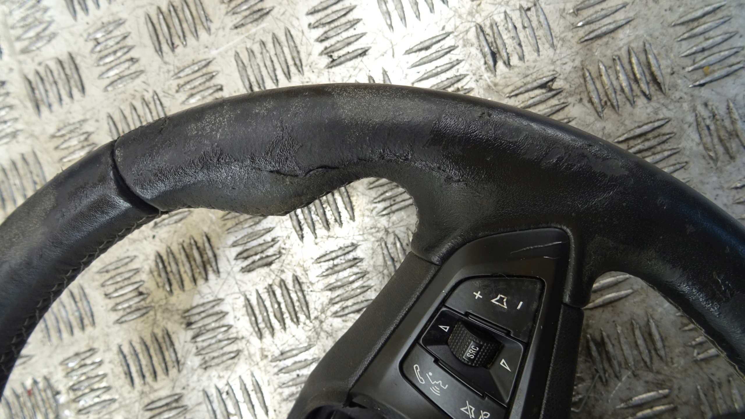 Volant Cuir, en cuir MULTIFUNKCJA CORSA E M138