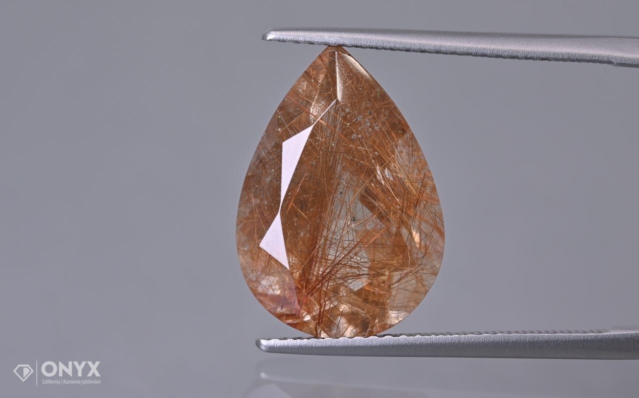 Křemen s rutilem fazetovaná slza 17x12 mm