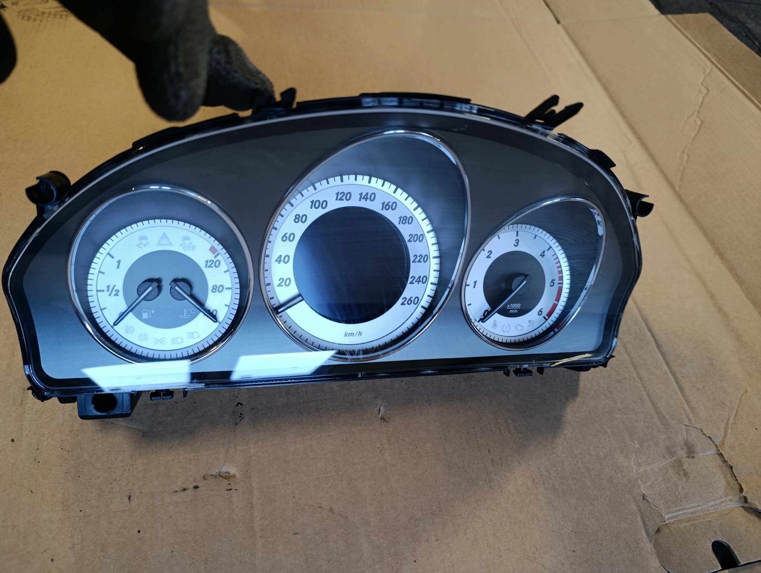 MERCEDES X204 2.2 CDI спидометр часы европа A2049005509