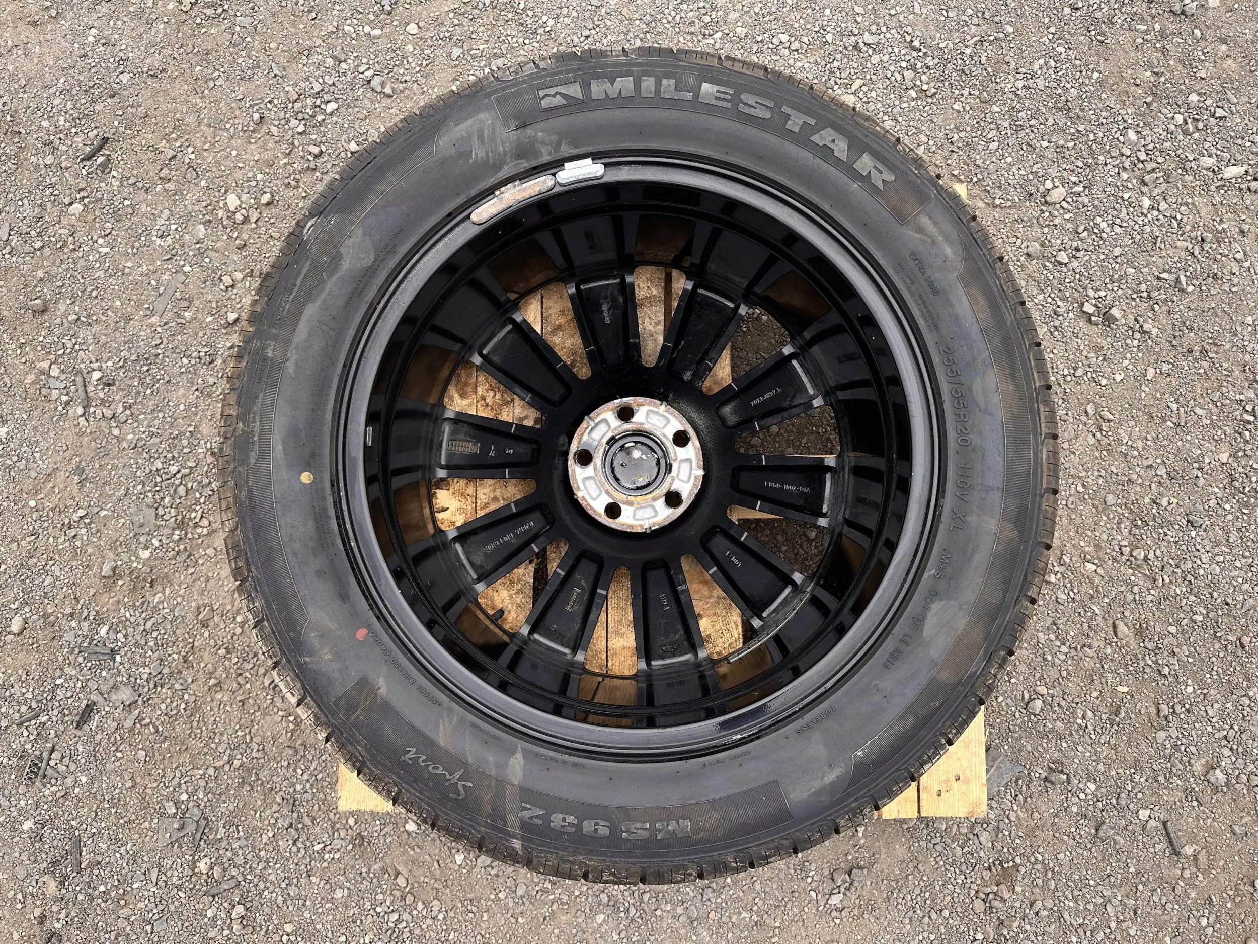 kolo kola disk disk 20" 255/55/20 20x8jx37.5 Ford Explorer 2020+