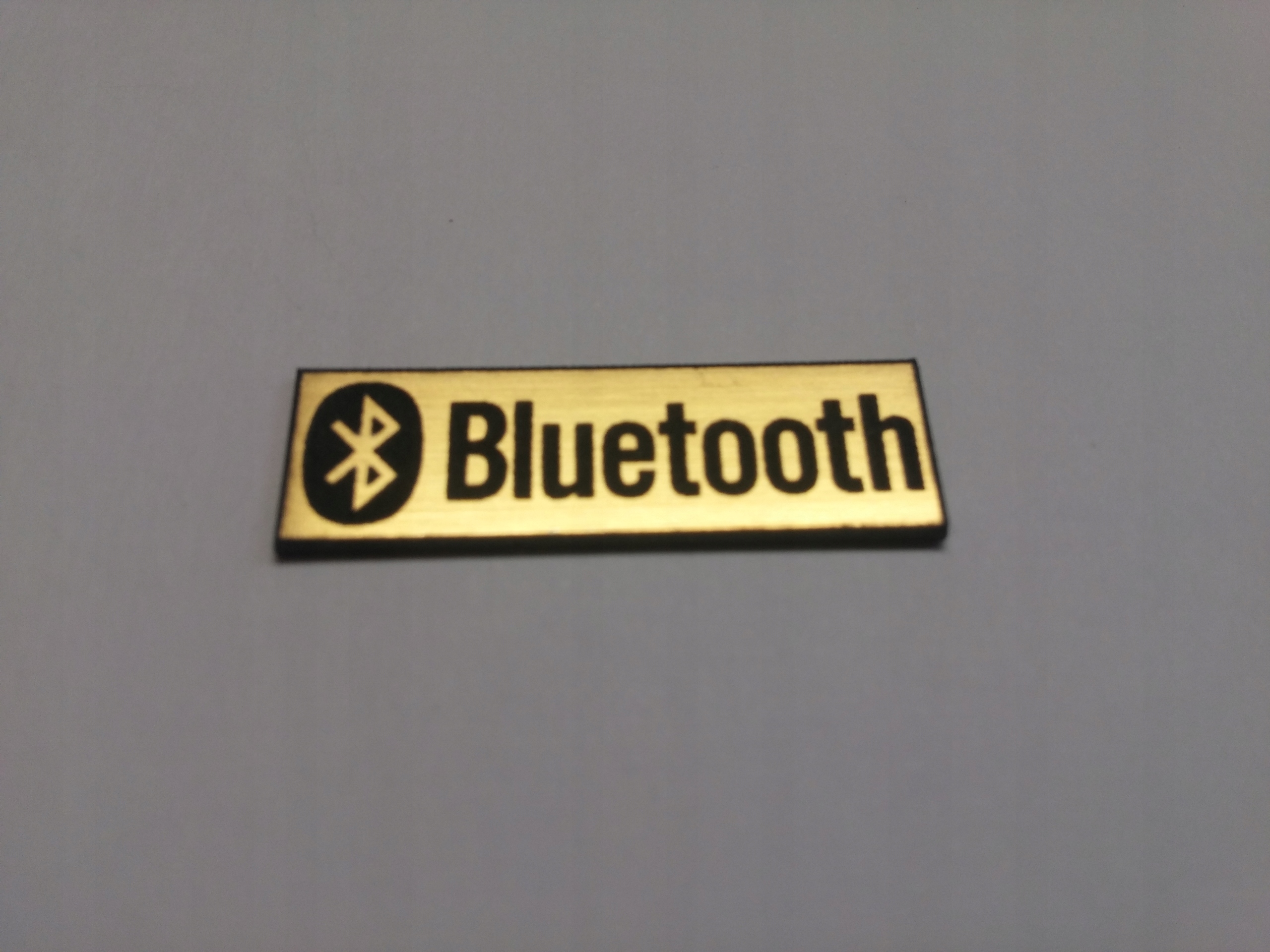 

Bluetooth naklejka emblemat 32 x 10 mm*ZŁOTA