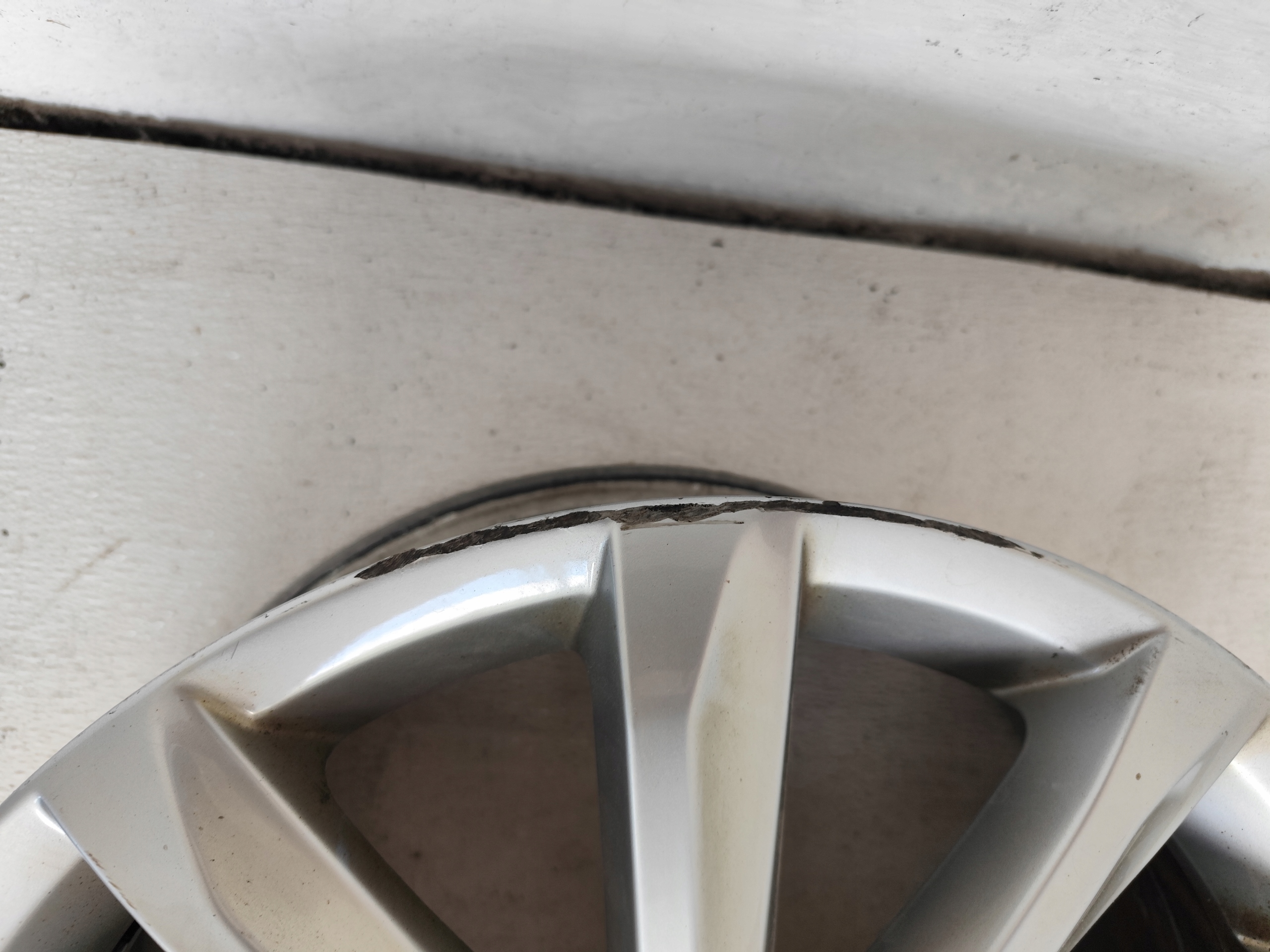 VOLKSWAGEN PASSAT B8 2017 disk hliníkový 6.5''X17 ET41